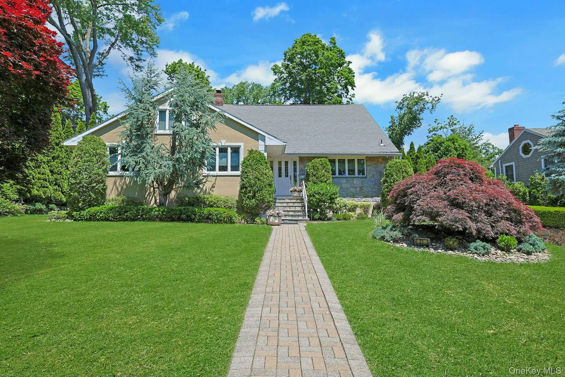 21 Soundview Drive, Eastchester, NY, 5 Bedrooms Bedrooms, 9 Rooms Rooms,3 BathroomsBathrooms,Residential,For Rent,Soundview,0,1008079 21 Soundview Drive, Eastchester, NY, 5 Bedrooms Bedrooms, 9 Rooms Rooms,3 BathroomsBathrooms,Residential,For Rent,Soundview,0,1008079