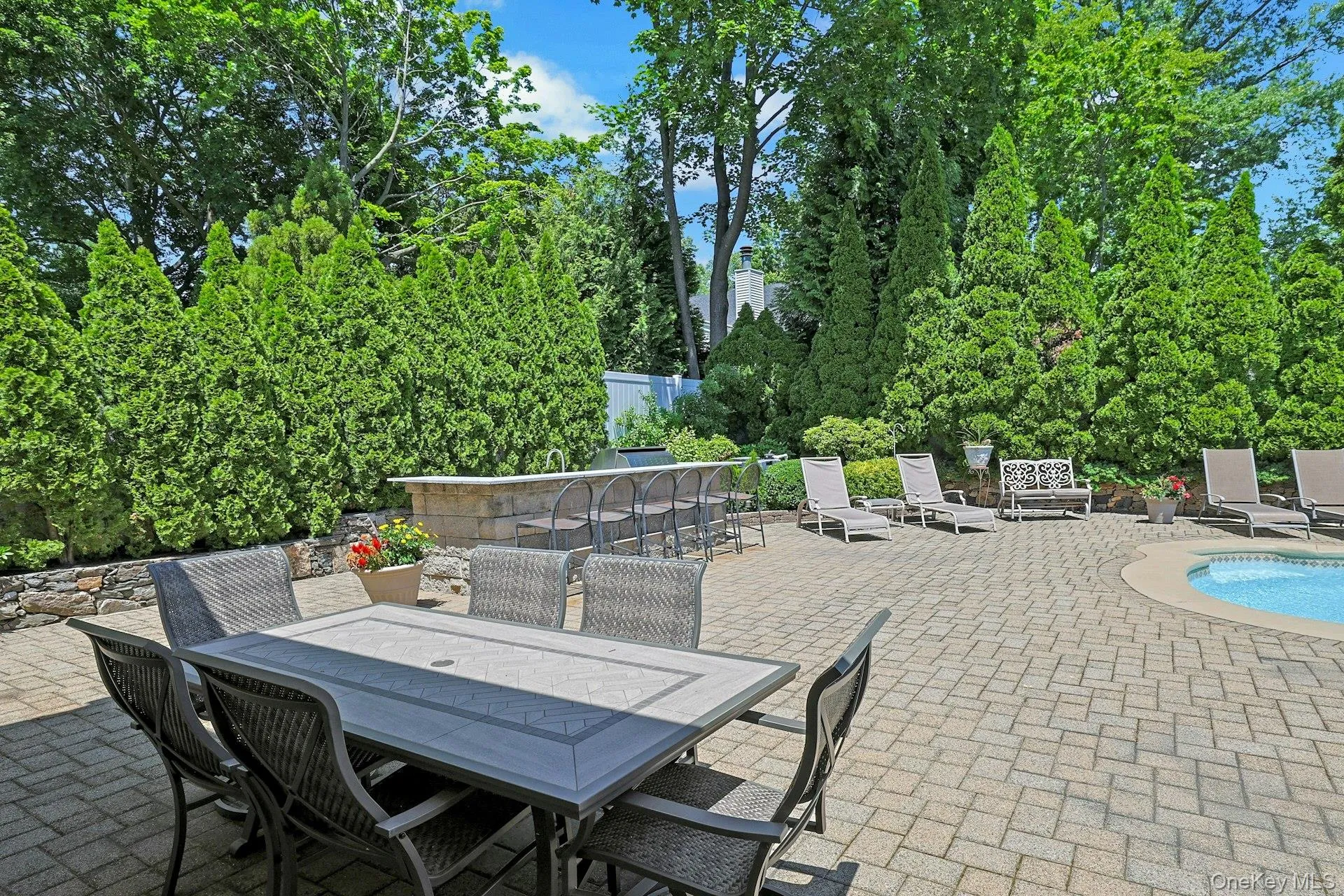21 Soundview Drive, Eastchester, NY, 5 Bedrooms Bedrooms, 9 Rooms Rooms,3 BathroomsBathrooms,Residential,For Rent,Soundview,0,1008079 21 Soundview Drive, Eastchester, NY, 5 Bedrooms Bedrooms, 9 Rooms Rooms,3 BathroomsBathrooms,Residential,For Rent,Soundview,0,1008079