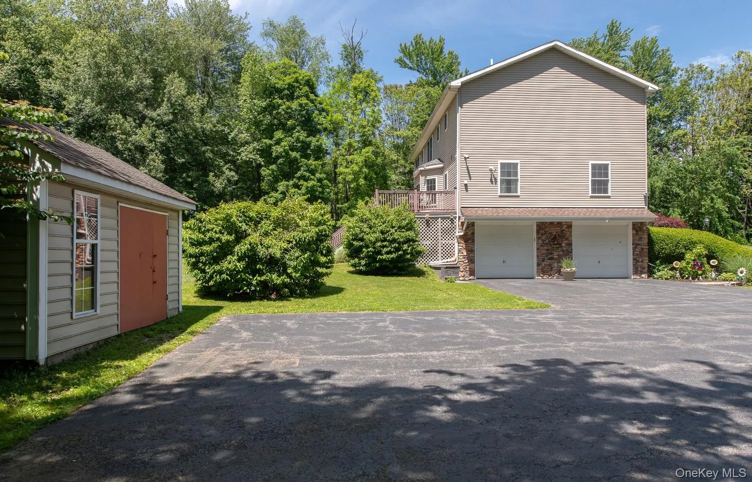 65 Marges Way, East Fishkill, NY, 4 Bedrooms Bedrooms, 8 Rooms Rooms,2 BathroomsBathrooms,Residential,For Rent,Marges,0,1008082 65 Marges Way, East Fishkill, NY, 4 Bedrooms Bedrooms, 8 Rooms Rooms,2 BathroomsBathrooms,Residential,For Rent,Marges,0,1008082