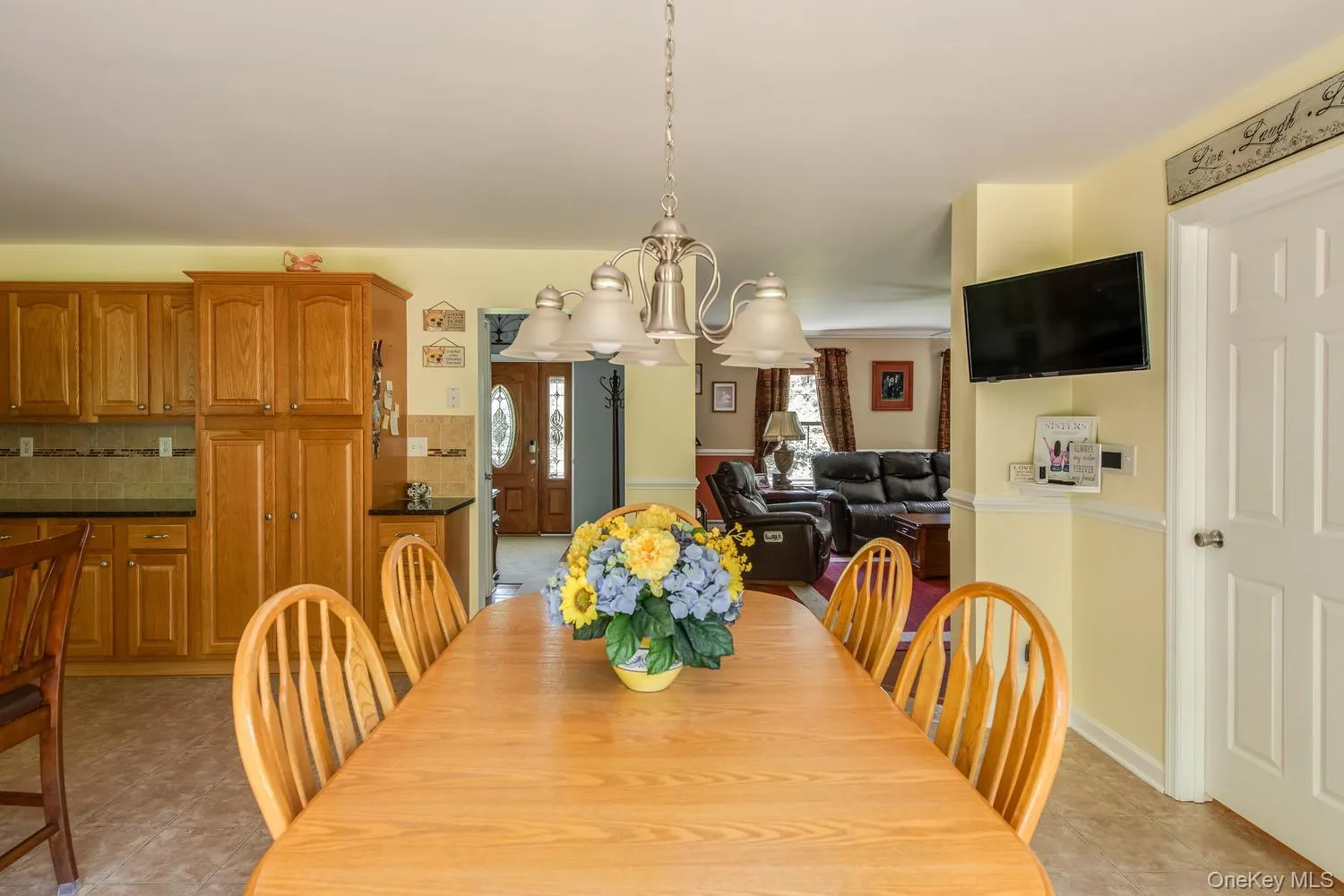 65 Marges Way, East Fishkill, NY, 4 Bedrooms Bedrooms, 8 Rooms Rooms,2 BathroomsBathrooms,Residential,For Rent,Marges,0,1008082 65 Marges Way, East Fishkill, NY, 4 Bedrooms Bedrooms, 8 Rooms Rooms,2 BathroomsBathrooms,Residential,For Rent,Marges,0,1008082