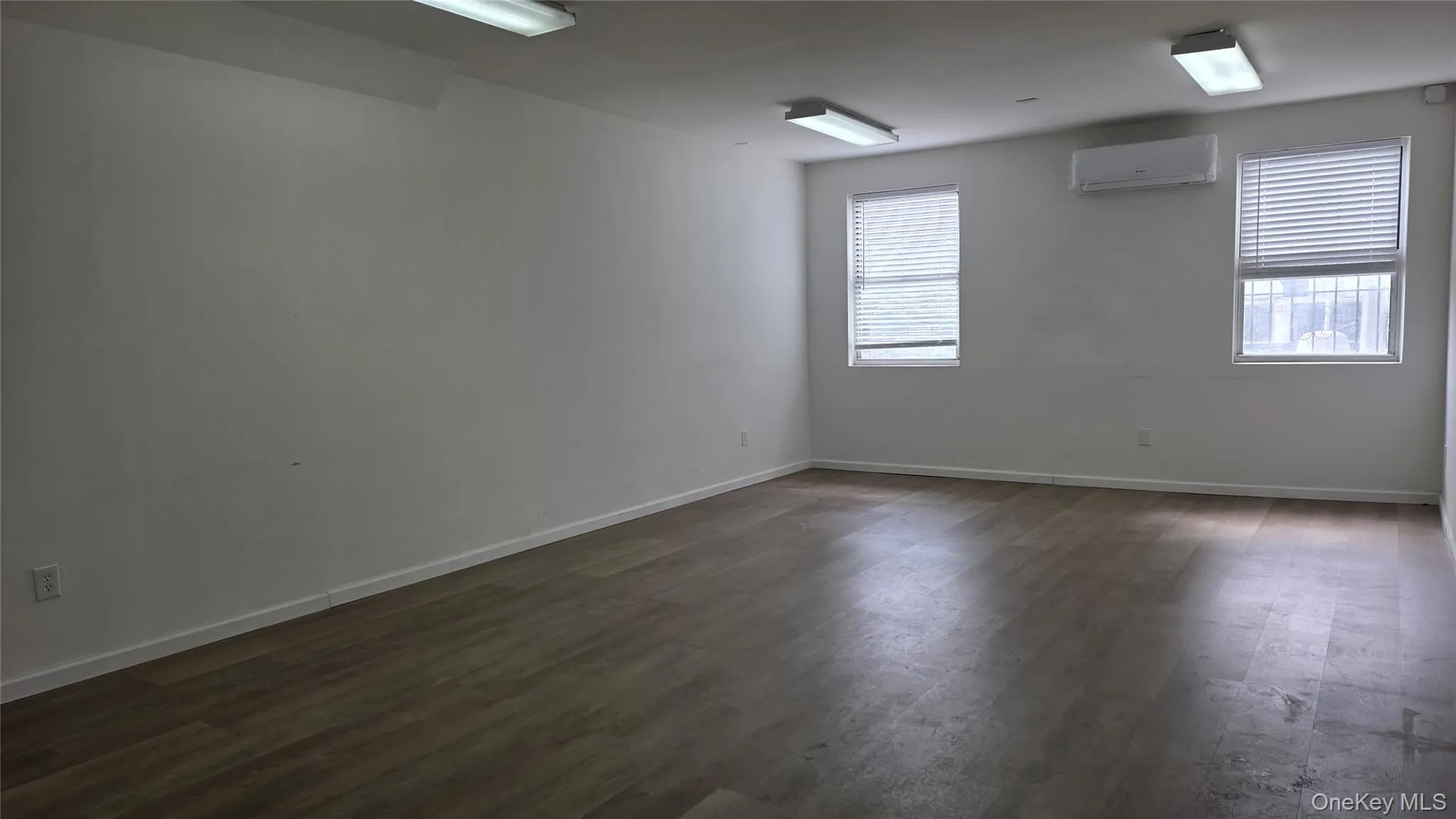 35-12 Farrington Street, New York, NY, ,Commercial Lease,For Rent,Farrington,0,1008083 35-12 Farrington Street, New York, NY, ,Commercial Lease,For Rent,Farrington,0,1008083