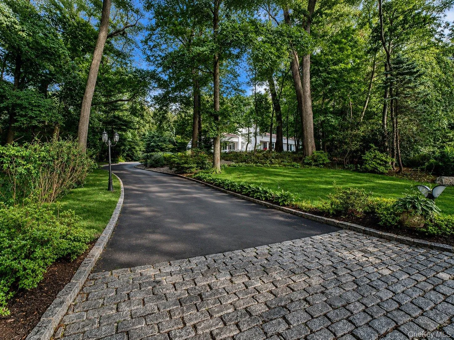 4 Stoneridge Court, Oyster Bay, NY, 5 Bedrooms Bedrooms, 11 Rooms Rooms,4 BathroomsBathrooms,Residential,For Rent,Stoneridge,0,1008084 4 Stoneridge Court, Oyster Bay, NY, 5 Bedrooms Bedrooms, 11 Rooms Rooms,4 BathroomsBathrooms,Residential,For Rent,Stoneridge,0,1008084