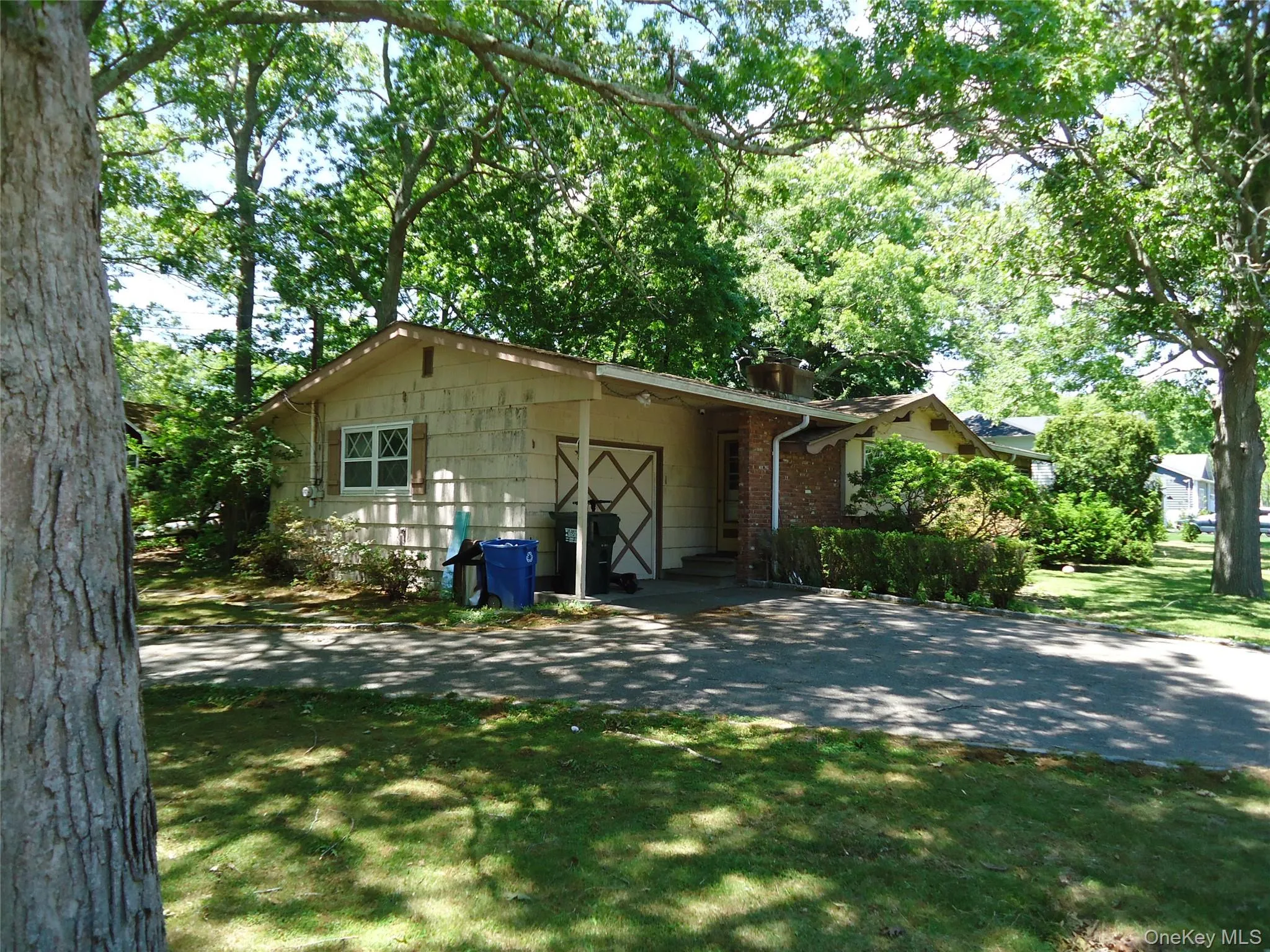8 Graham Road, Southampton, NY, 3 Bedrooms Bedrooms, 5 Rooms Rooms,1 BathroomBathrooms,Residential,For Rent,Graham,0,1008086 8 Graham Road, Southampton, NY, 3 Bedrooms Bedrooms, 5 Rooms Rooms,1 BathroomBathrooms,Residential,For Rent,Graham,0,1008086