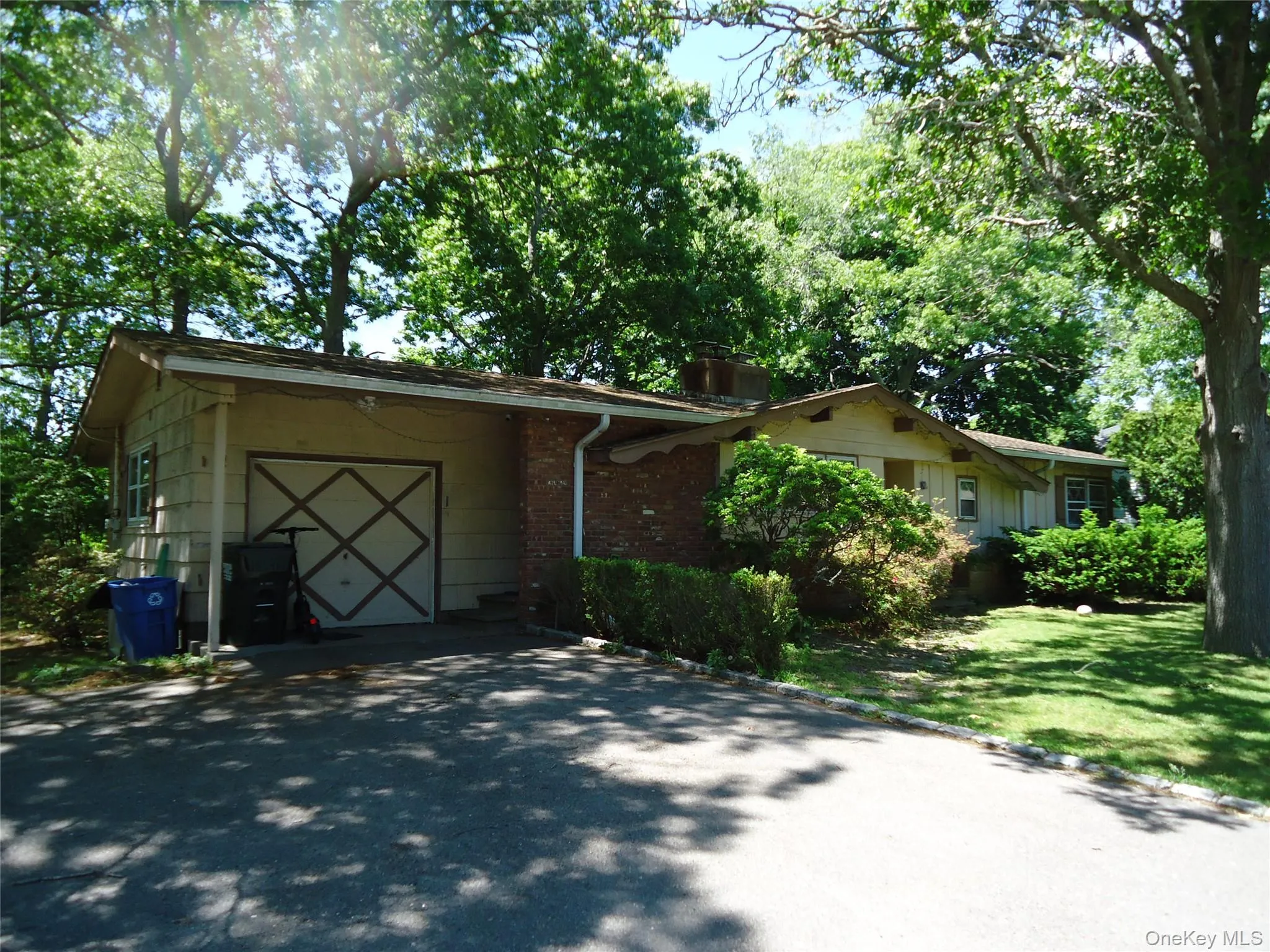 8 Graham Road, Southampton, NY, 3 Bedrooms Bedrooms, 5 Rooms Rooms,1 BathroomBathrooms,Residential,For Rent,Graham,0,1008086 8 Graham Road, Southampton, NY, 3 Bedrooms Bedrooms, 5 Rooms Rooms,1 BathroomBathrooms,Residential,For Rent,Graham,0,1008086