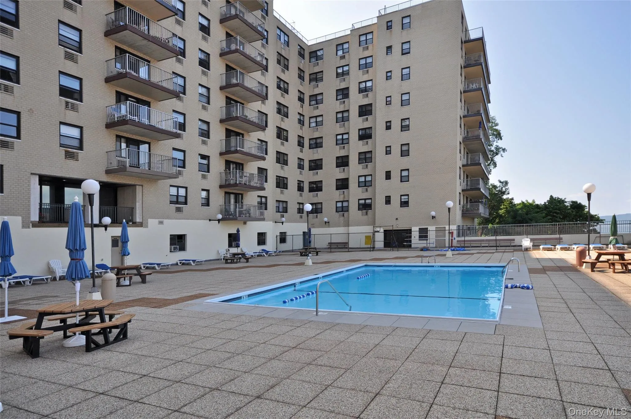 1085 Warburton Avenue, Yonkers, NY, 3 Bedrooms Bedrooms, 6 Rooms Rooms,2 BathroomsBathrooms,Residential,For Rent,Warburton,0,1008087 1085 Warburton Avenue, Yonkers, NY, 3 Bedrooms Bedrooms, 6 Rooms Rooms,2 BathroomsBathrooms,Residential,For Rent,Warburton,0,1008087