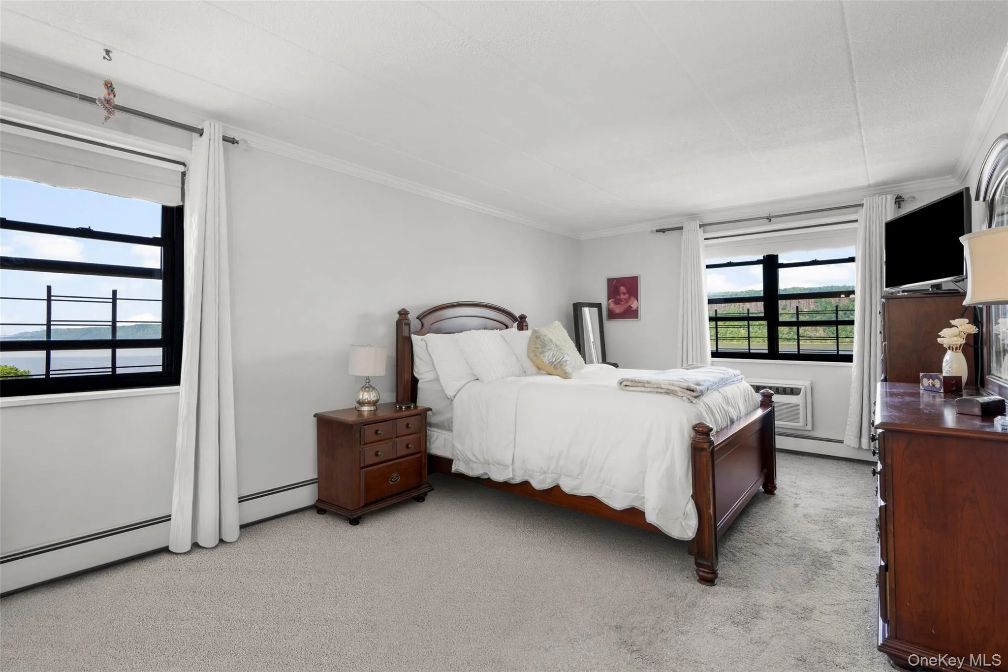 1085 Warburton Avenue, Yonkers, NY, 3 Bedrooms Bedrooms, 6 Rooms Rooms,2 BathroomsBathrooms,Residential,For Rent,Warburton,0,1008087 1085 Warburton Avenue, Yonkers, NY, 3 Bedrooms Bedrooms, 6 Rooms Rooms,2 BathroomsBathrooms,Residential,For Rent,Warburton,0,1008087