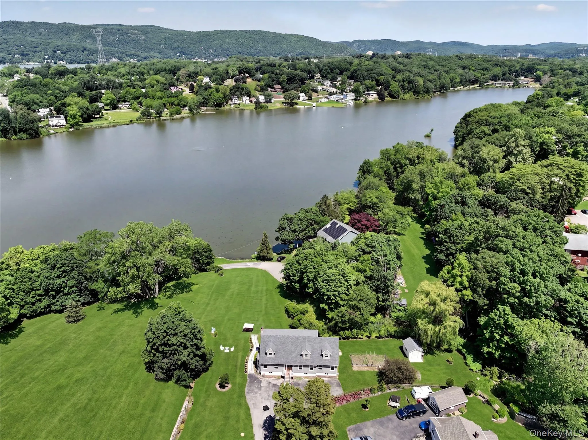 243 Kings Ferry Road, Cortlandt, NY, 3 Bedrooms Bedrooms, 11 Rooms Rooms,2 BathroomsBathrooms,Residential,For Rent,Kings Ferry,0,1008088 243 Kings Ferry Road, Cortlandt, NY, 3 Bedrooms Bedrooms, 11 Rooms Rooms,2 BathroomsBathrooms,Residential,For Rent,Kings Ferry,0,1008088