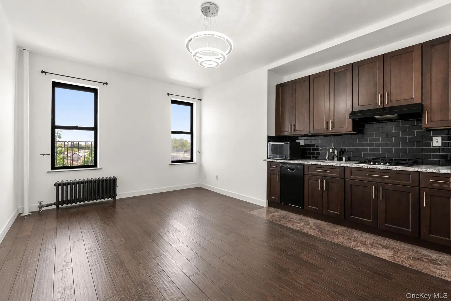 7101 Colonial Road, New York, NY, 1 Bedroom Bedrooms, 3 Rooms Rooms,1 BathroomBathrooms,Residential,For Rent,Colonial,0,1008093 7101 Colonial Road, New York, NY, 1 Bedroom Bedrooms, 3 Rooms Rooms,1 BathroomBathrooms,Residential,For Rent,Colonial,0,1008093
