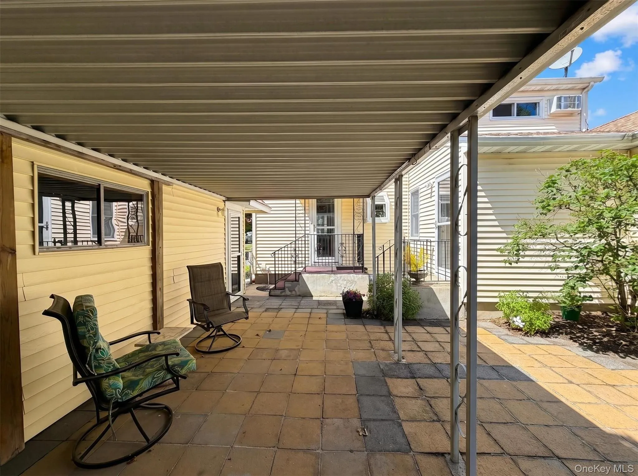 3584 Condor Road, Hempstead, NY, 3 Bedrooms Bedrooms, 9 Rooms Rooms,2 BathroomsBathrooms,Residential,For Rent,Condor,0,1008094 3584 Condor Road, Hempstead, NY, 3 Bedrooms Bedrooms, 9 Rooms Rooms,2 BathroomsBathrooms,Residential,For Rent,Condor,0,1008094