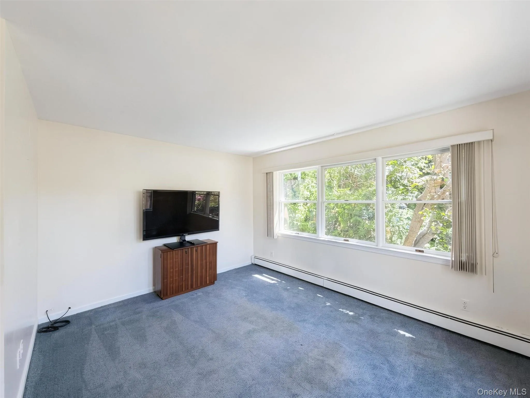 3584 Condor Road, Hempstead, NY, 3 Bedrooms Bedrooms, 9 Rooms Rooms,2 BathroomsBathrooms,Residential,For Rent,Condor,0,1008094 3584 Condor Road, Hempstead, NY, 3 Bedrooms Bedrooms, 9 Rooms Rooms,2 BathroomsBathrooms,Residential,For Rent,Condor,0,1008094
