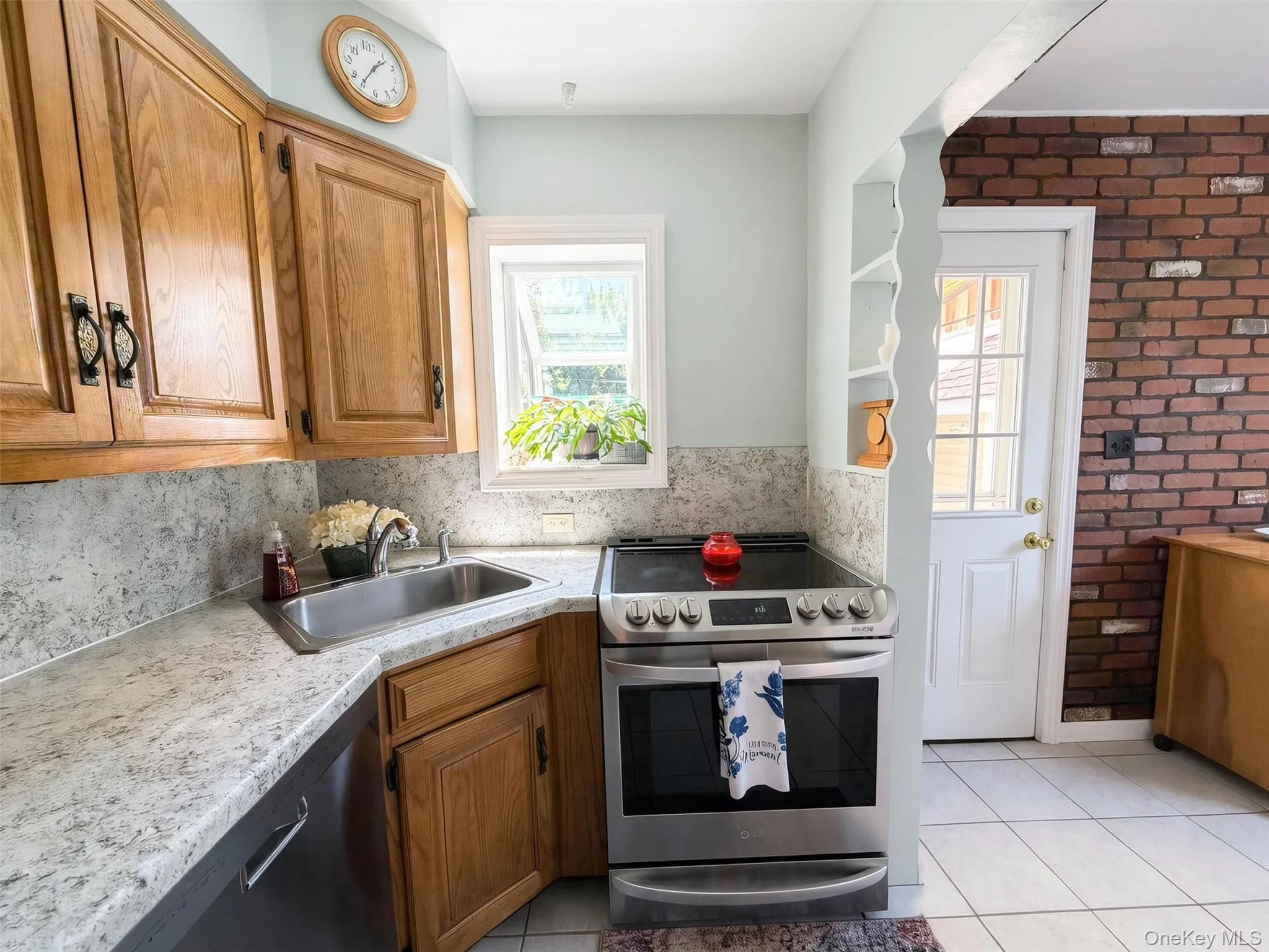 3584 Condor Road, Hempstead, NY, 3 Bedrooms Bedrooms, 9 Rooms Rooms,2 BathroomsBathrooms,Residential,For Rent,Condor,0,1008094 3584 Condor Road, Hempstead, NY, 3 Bedrooms Bedrooms, 9 Rooms Rooms,2 BathroomsBathrooms,Residential,For Rent,Condor,0,1008094
