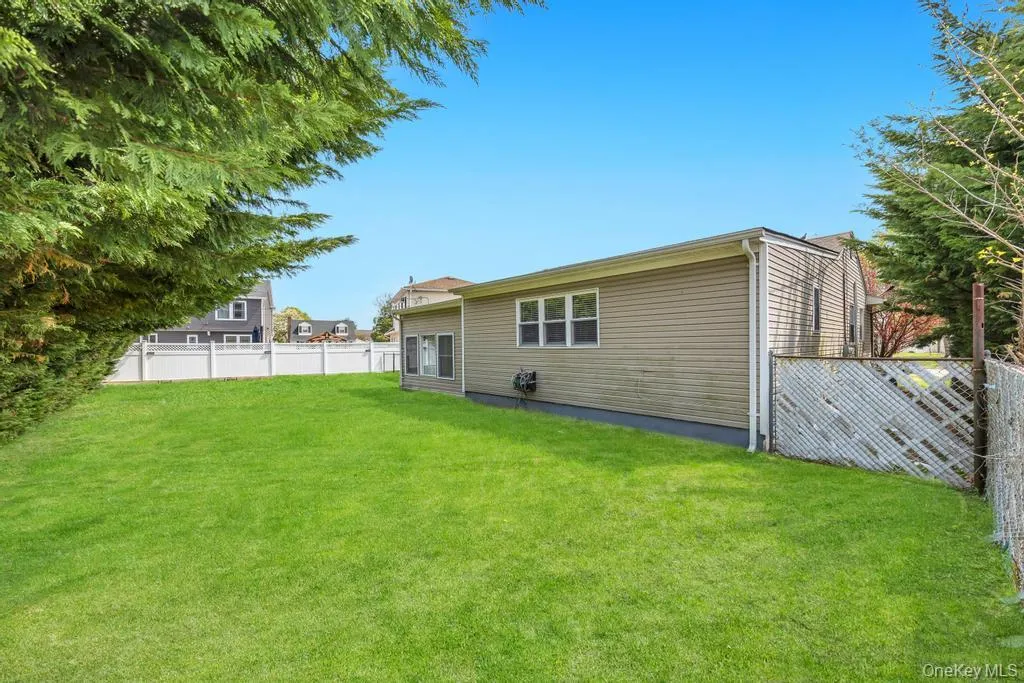 213 Hillcrest Drive, Hempstead, NY, 3 Bedrooms Bedrooms, 8 Rooms Rooms,2 BathroomsBathrooms,Residential,For Rent,Hillcrest,0,1008095 213 Hillcrest Drive, Hempstead, NY, 3 Bedrooms Bedrooms, 8 Rooms Rooms,2 BathroomsBathrooms,Residential,For Rent,Hillcrest,0,1008095