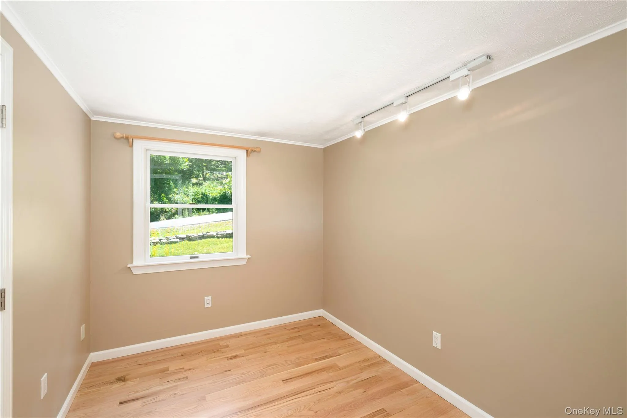 84 Chief Nimham Circle, Kent, NY, 3 Bedrooms Bedrooms, 6 Rooms Rooms,1 BathroomBathrooms,Residential,For Rent,Chief Nimham,0,1008096 84 Chief Nimham Circle, Kent, NY, 3 Bedrooms Bedrooms, 6 Rooms Rooms,1 BathroomBathrooms,Residential,For Rent,Chief Nimham,0,1008096