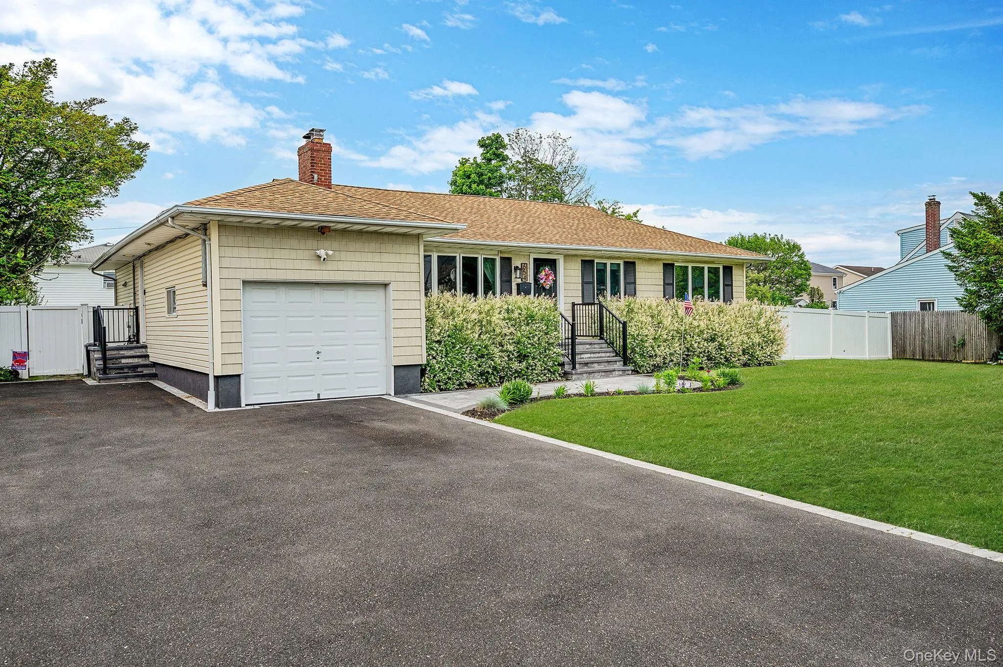 654 5th Street, Babylon, NY, 3 Bedrooms Bedrooms, 7 Rooms Rooms,1 BathroomBathrooms,Residential,For Rent,5th,0,1008100 654 5th Street, Babylon, NY, 3 Bedrooms Bedrooms, 7 Rooms Rooms,1 BathroomBathrooms,Residential,For Rent,5th,0,1008100