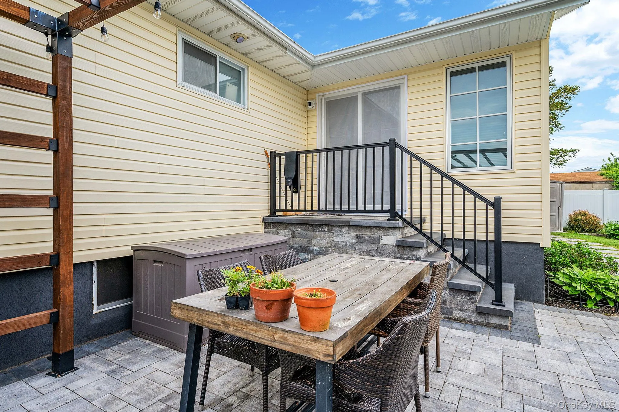 654 5th Street, Babylon, NY, 3 Bedrooms Bedrooms, 7 Rooms Rooms,1 BathroomBathrooms,Residential,For Rent,5th,0,1008100 654 5th Street, Babylon, NY, 3 Bedrooms Bedrooms, 7 Rooms Rooms,1 BathroomBathrooms,Residential,For Rent,5th,0,1008100
