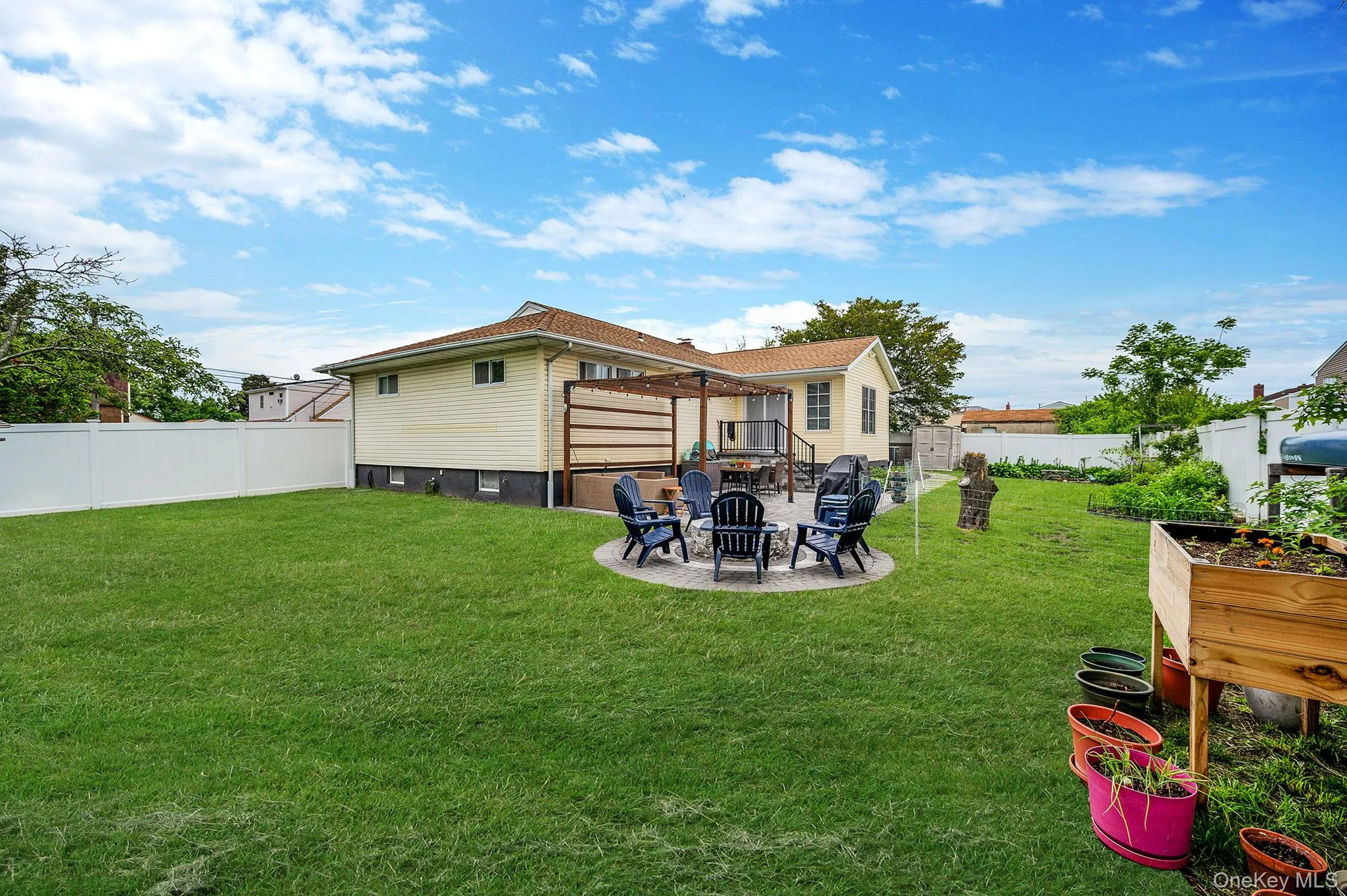 654 5th Street, Babylon, NY, 3 Bedrooms Bedrooms, 7 Rooms Rooms,1 BathroomBathrooms,Residential,For Rent,5th,0,1008100 654 5th Street, Babylon, NY, 3 Bedrooms Bedrooms, 7 Rooms Rooms,1 BathroomBathrooms,Residential,For Rent,5th,0,1008100