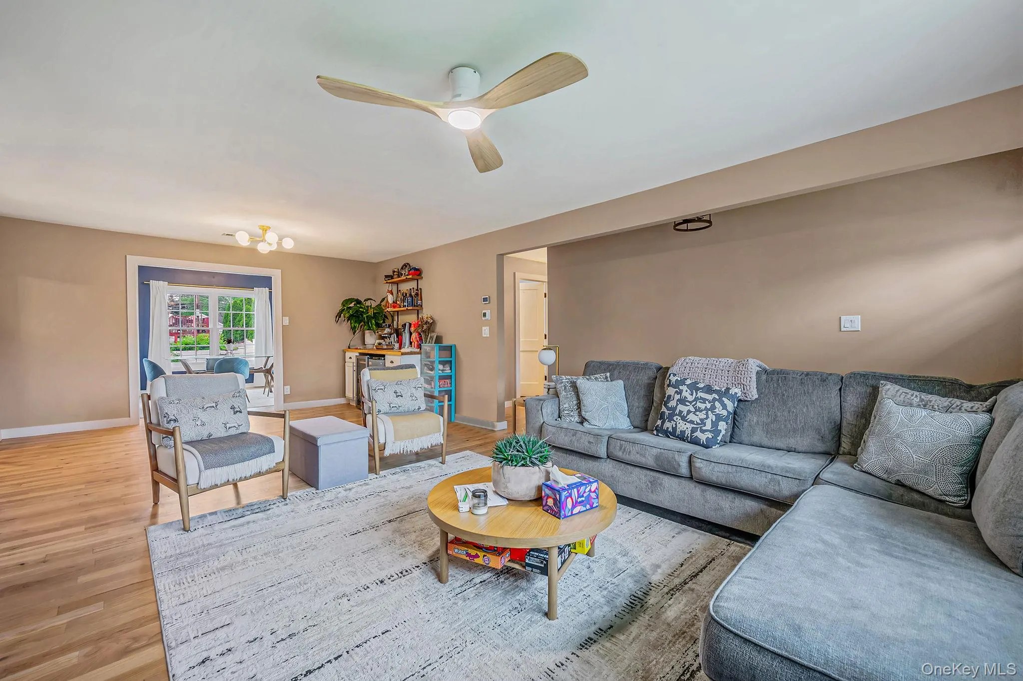 654 5th Street, Babylon, NY, 3 Bedrooms Bedrooms, 7 Rooms Rooms,1 BathroomBathrooms,Residential,For Rent,5th,0,1008100 654 5th Street, Babylon, NY, 3 Bedrooms Bedrooms, 7 Rooms Rooms,1 BathroomBathrooms,Residential,For Rent,5th,0,1008100