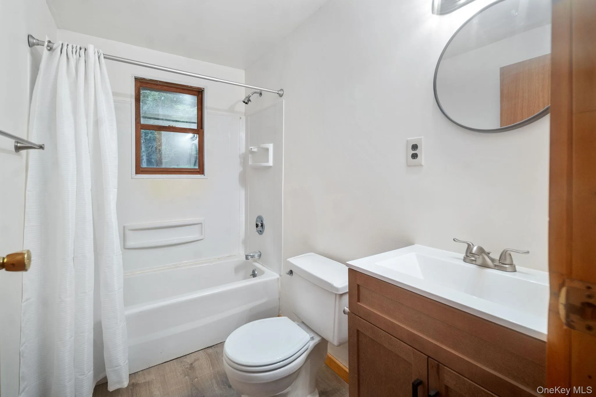 202 Blakesley Road, Out Of Area, NY, 2 Bedrooms Bedrooms, 6 Rooms Rooms,1 BathroomBathrooms,Residential,For Rent,Blakesley,0,1008108 202 Blakesley Road, Out Of Area, NY, 2 Bedrooms Bedrooms, 6 Rooms Rooms,1 BathroomBathrooms,Residential,For Rent,Blakesley,0,1008108