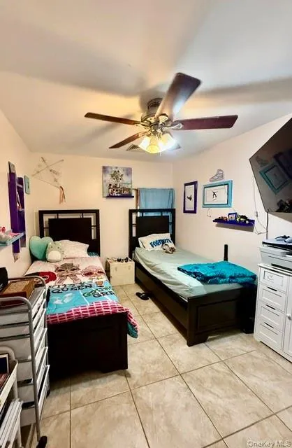 106 7th Road, New York, NY, 3 Bedrooms Bedrooms, 5 Rooms Rooms,1 BathroomBathrooms,Residential,For Rent,7th,0,1008109 106 7th Road, New York, NY, 3 Bedrooms Bedrooms, 5 Rooms Rooms,1 BathroomBathrooms,Residential,For Rent,7th,0,1008109