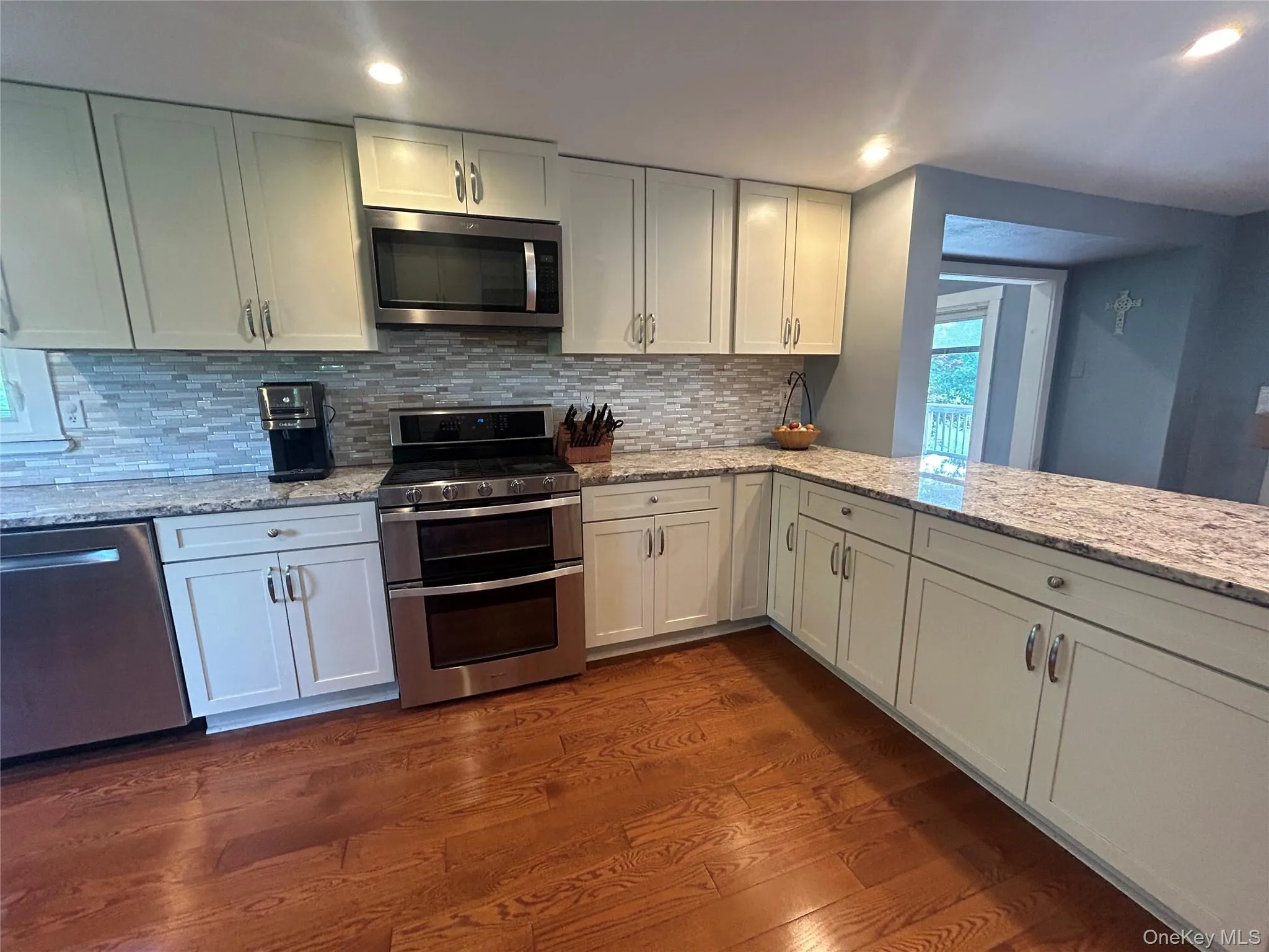94 Jansen Road, Shawangunk, NY, 3 Bedrooms Bedrooms, 6 Rooms Rooms,2 BathroomsBathrooms,Residential,For Rent,Jansen,0,1008113 94 Jansen Road, Shawangunk, NY, 3 Bedrooms Bedrooms, 6 Rooms Rooms,2 BathroomsBathrooms,Residential,For Rent,Jansen,0,1008113