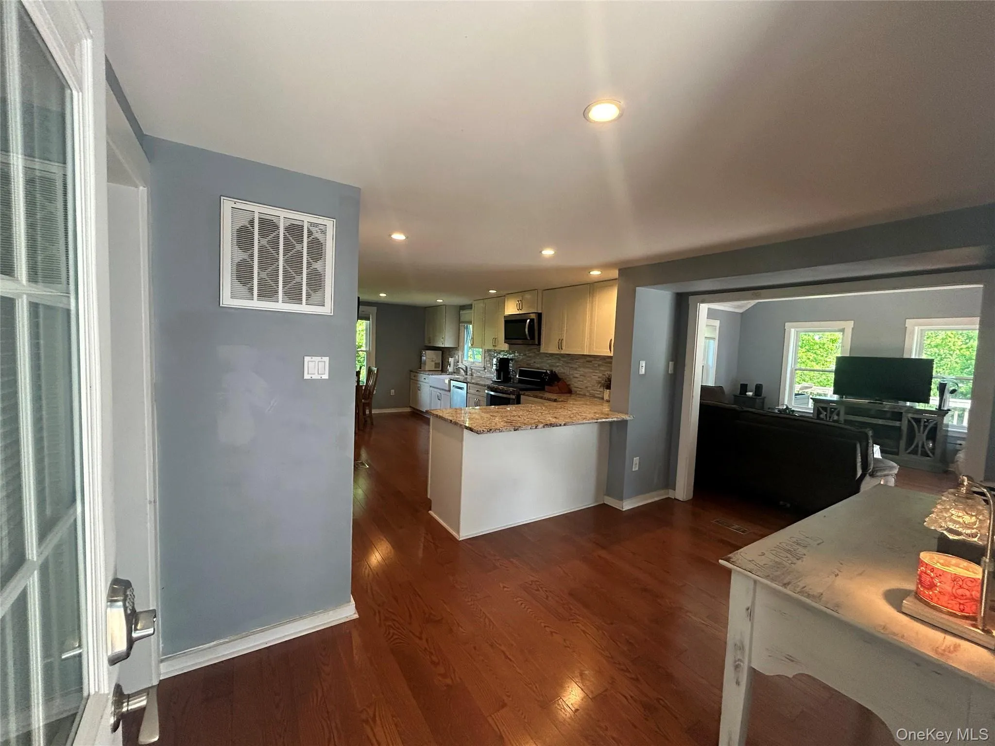 94 Jansen Road, Shawangunk, NY, 3 Bedrooms Bedrooms, 6 Rooms Rooms,2 BathroomsBathrooms,Residential,For Rent,Jansen,0,1008113 94 Jansen Road, Shawangunk, NY, 3 Bedrooms Bedrooms, 6 Rooms Rooms,2 BathroomsBathrooms,Residential,For Rent,Jansen,0,1008113
