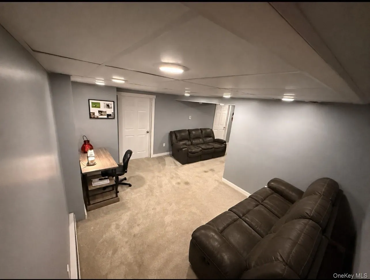 94 Jansen Road, Shawangunk, NY, 3 Bedrooms Bedrooms, 6 Rooms Rooms,2 BathroomsBathrooms,Residential,For Rent,Jansen,0,1008113 94 Jansen Road, Shawangunk, NY, 3 Bedrooms Bedrooms, 6 Rooms Rooms,2 BathroomsBathrooms,Residential,For Rent,Jansen,0,1008113