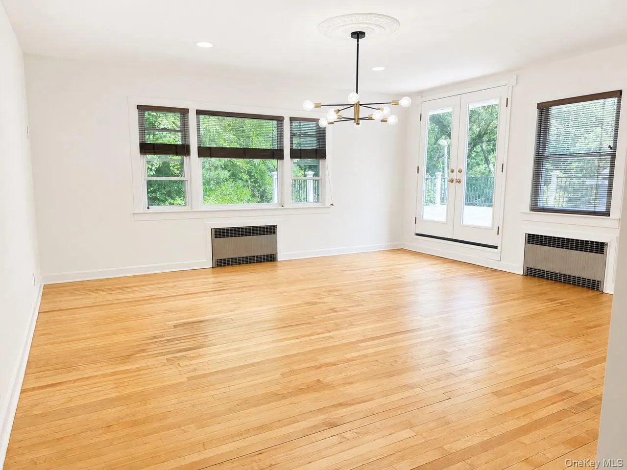 40 Timberpoint Drive, Huntington, NY, 4 Bedrooms Bedrooms, 9 Rooms Rooms,2 BathroomsBathrooms,Residential,For Rent,Timberpoint,0,1008114 40 Timberpoint Drive, Huntington, NY, 4 Bedrooms Bedrooms, 9 Rooms Rooms,2 BathroomsBathrooms,Residential,For Rent,Timberpoint,0,1008114