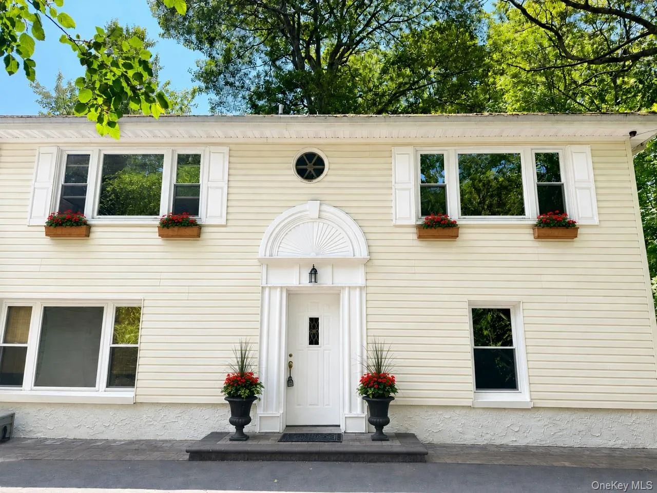 40 Timberpoint Drive, Huntington, NY, 4 Bedrooms Bedrooms, 9 Rooms Rooms,2 BathroomsBathrooms,Residential,For Rent,Timberpoint,0,1008114 40 Timberpoint Drive, Huntington, NY, 4 Bedrooms Bedrooms, 9 Rooms Rooms,2 BathroomsBathrooms,Residential,For Rent,Timberpoint,0,1008114