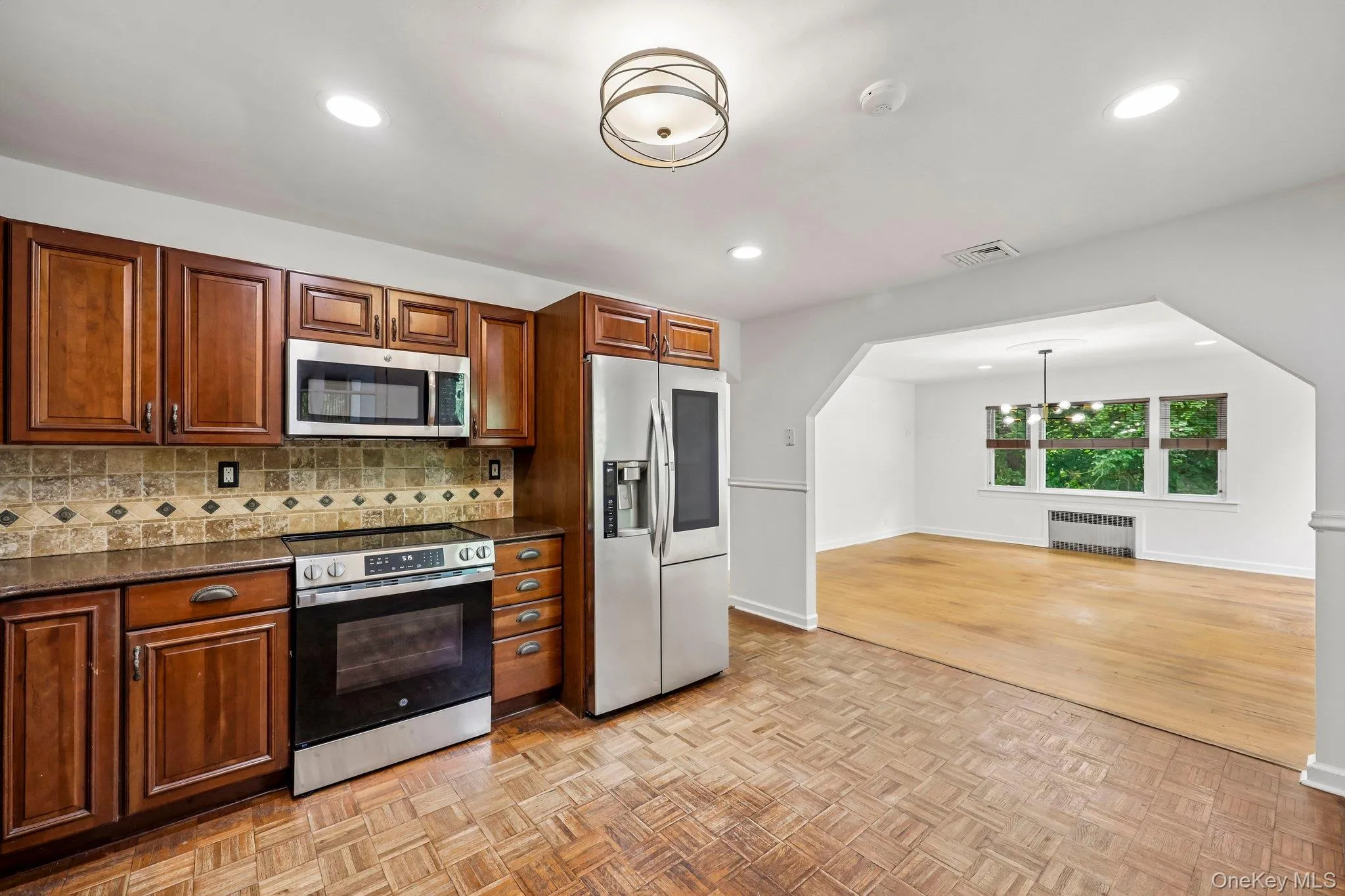 40 Timberpoint Drive, Huntington, NY, 4 Bedrooms Bedrooms, 9 Rooms Rooms,2 BathroomsBathrooms,Residential,For Rent,Timberpoint,0,1008114 40 Timberpoint Drive, Huntington, NY, 4 Bedrooms Bedrooms, 9 Rooms Rooms,2 BathroomsBathrooms,Residential,For Rent,Timberpoint,0,1008114