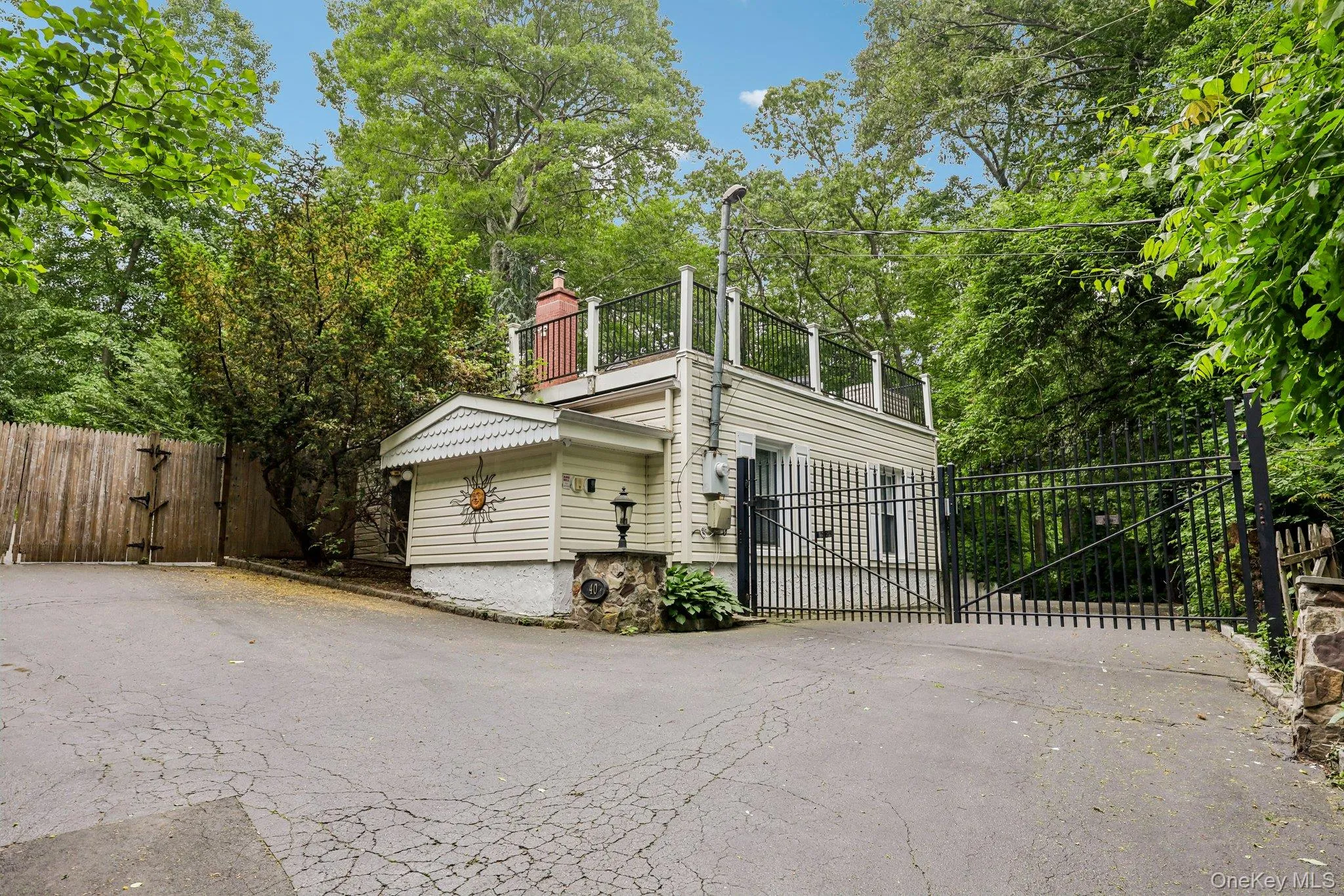 40 Timberpoint Drive, Huntington, NY, 4 Bedrooms Bedrooms, 9 Rooms Rooms,2 BathroomsBathrooms,Residential,For Rent,Timberpoint,0,1008114 40 Timberpoint Drive, Huntington, NY, 4 Bedrooms Bedrooms, 9 Rooms Rooms,2 BathroomsBathrooms,Residential,For Rent,Timberpoint,0,1008114
