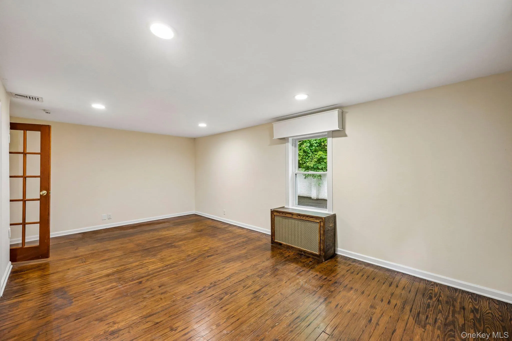 40 Timberpoint Drive, Huntington, NY, 4 Bedrooms Bedrooms, 9 Rooms Rooms,2 BathroomsBathrooms,Residential,For Rent,Timberpoint,0,1008114 40 Timberpoint Drive, Huntington, NY, 4 Bedrooms Bedrooms, 9 Rooms Rooms,2 BathroomsBathrooms,Residential,For Rent,Timberpoint,0,1008114