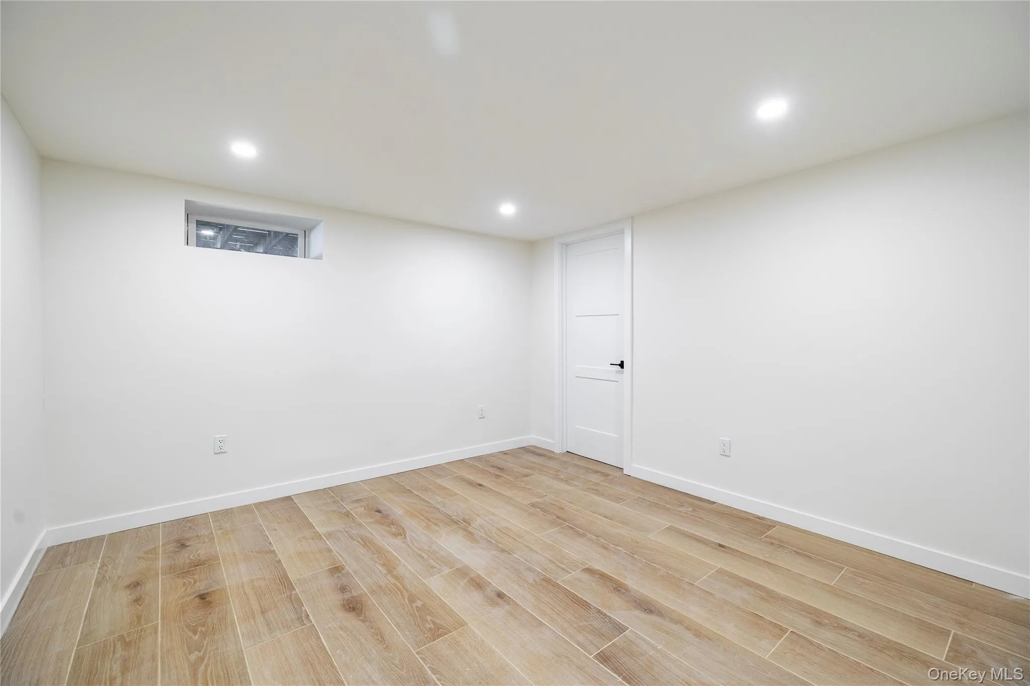 561 Woodbury Road, Oyster Bay, NY, 3 Bedrooms Bedrooms, 6 Rooms Rooms,2 BathroomsBathrooms,Residential,For Rent,Woodbury,0,1008115 561 Woodbury Road, Oyster Bay, NY, 3 Bedrooms Bedrooms, 6 Rooms Rooms,2 BathroomsBathrooms,Residential,For Rent,Woodbury,0,1008115