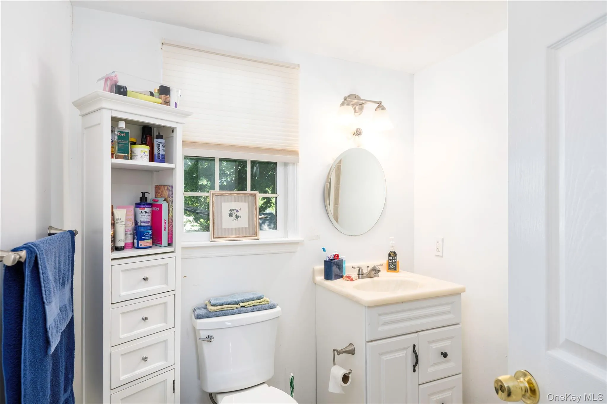 1st floor bath in bedroom 1st floor bath in bedroom