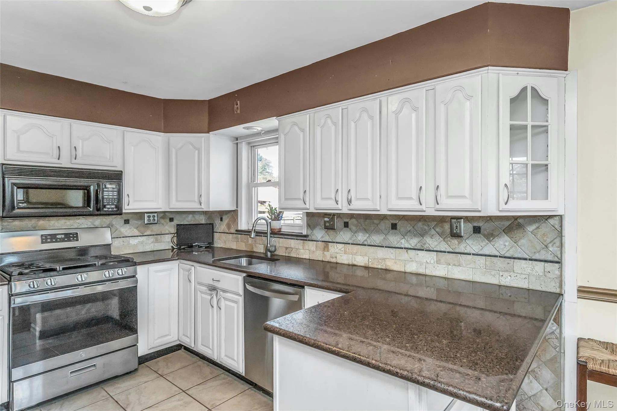 735 Muncey Road, Islip, NY, 4 Bedrooms Bedrooms, 8 Rooms Rooms,2 BathroomsBathrooms,Residential,For Rent,Muncey,0,1008120 735 Muncey Road, Islip, NY, 4 Bedrooms Bedrooms, 8 Rooms Rooms,2 BathroomsBathrooms,Residential,For Rent,Muncey,0,1008120