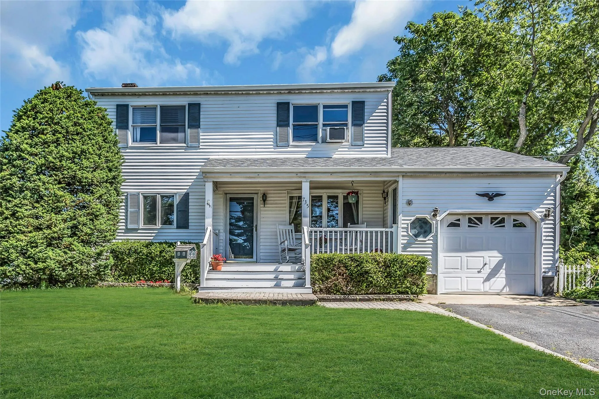 735 Muncey Road, Islip, NY, 4 Bedrooms Bedrooms, 8 Rooms Rooms,2 BathroomsBathrooms,Residential,For Rent,Muncey,0,1008120 735 Muncey Road, Islip, NY, 4 Bedrooms Bedrooms, 8 Rooms Rooms,2 BathroomsBathrooms,Residential,For Rent,Muncey,0,1008120