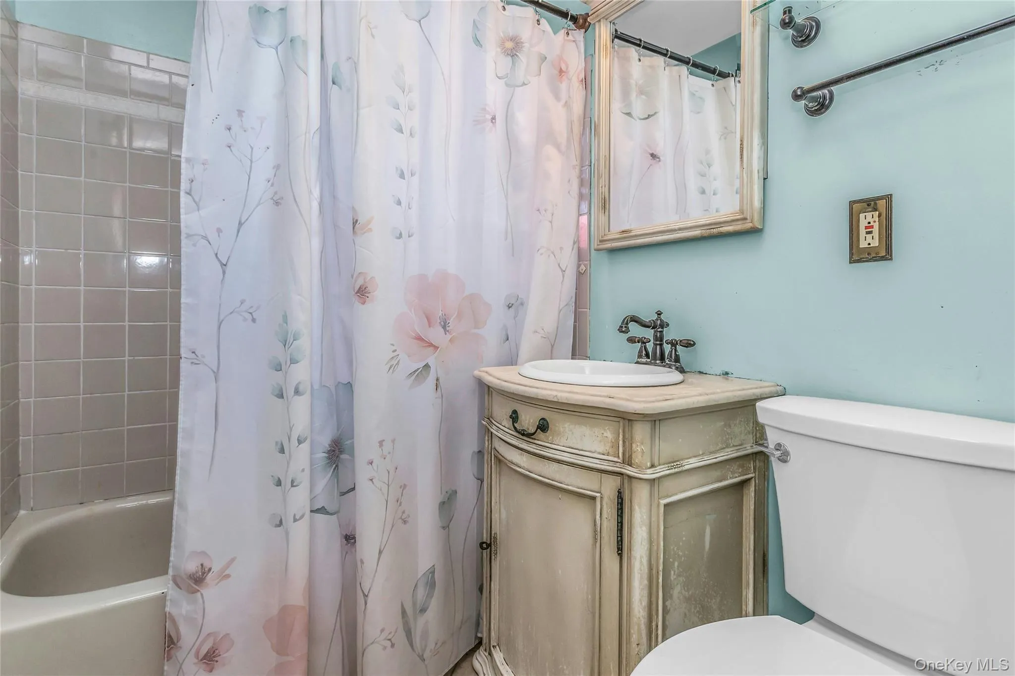 735 Muncey Road, Islip, NY, 4 Bedrooms Bedrooms, 8 Rooms Rooms,2 BathroomsBathrooms,Residential,For Rent,Muncey,0,1008120 735 Muncey Road, Islip, NY, 4 Bedrooms Bedrooms, 8 Rooms Rooms,2 BathroomsBathrooms,Residential,For Rent,Muncey,0,1008120