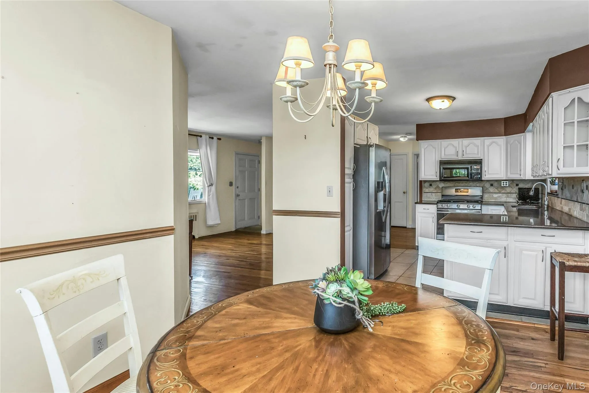 735 Muncey Road, Islip, NY, 4 Bedrooms Bedrooms, 8 Rooms Rooms,2 BathroomsBathrooms,Residential,For Rent,Muncey,0,1008120 735 Muncey Road, Islip, NY, 4 Bedrooms Bedrooms, 8 Rooms Rooms,2 BathroomsBathrooms,Residential,For Rent,Muncey,0,1008120