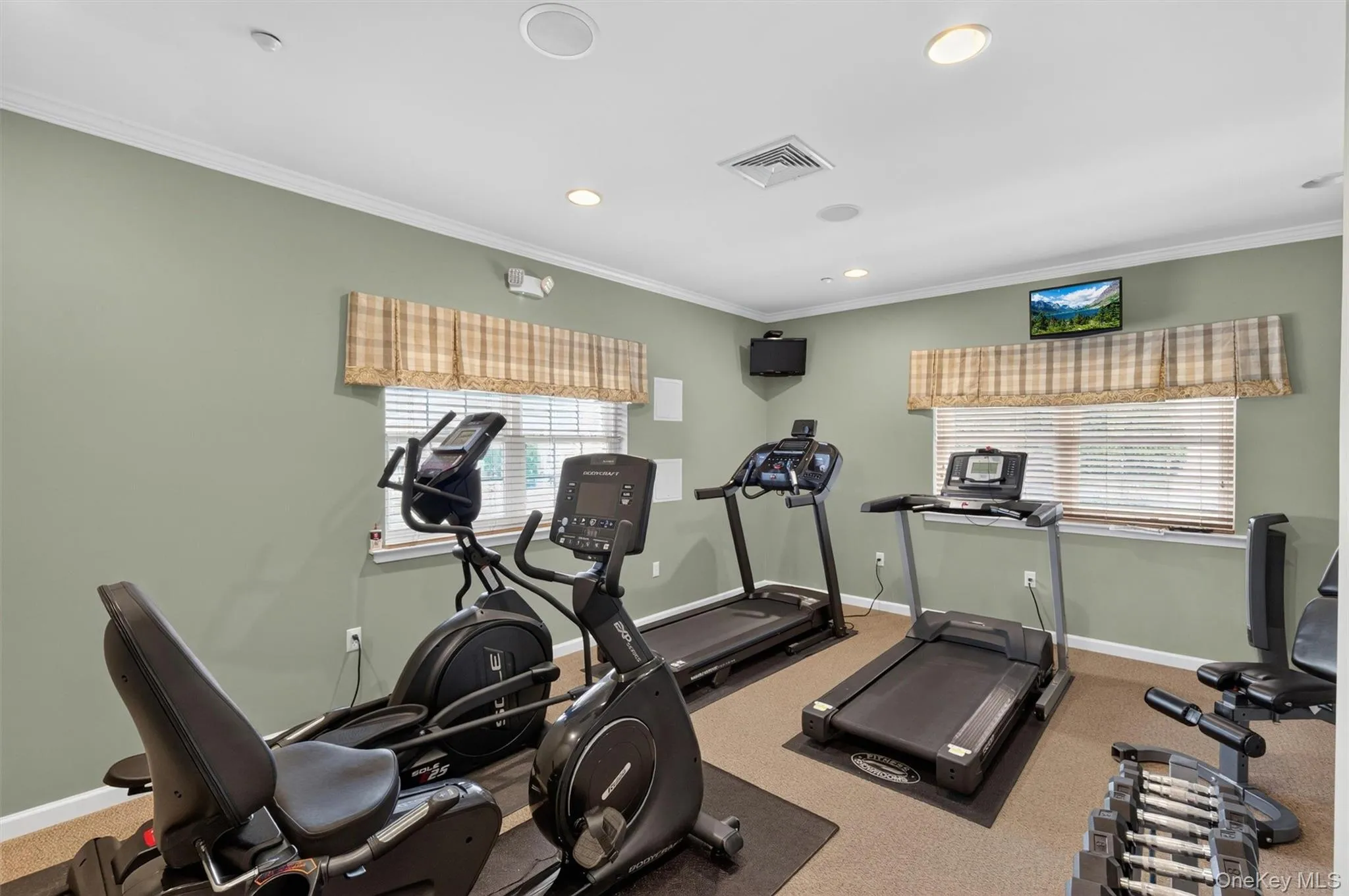 Fitness room in the clubhouse Fitness room in the clubhouse