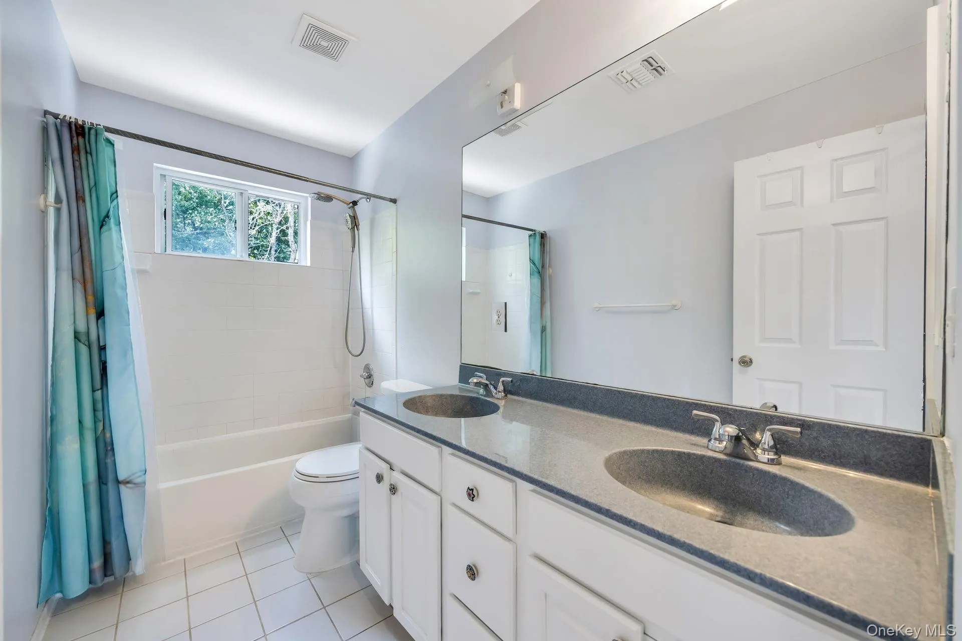 33 Peachtree Court, Brookhaven, NY, 4 Bedrooms Bedrooms, 8 Rooms Rooms,2 BathroomsBathrooms,Residential,For Rent,Peachtree,0,1008124 33 Peachtree Court, Brookhaven, NY, 4 Bedrooms Bedrooms, 8 Rooms Rooms,2 BathroomsBathrooms,Residential,For Rent,Peachtree,0,1008124