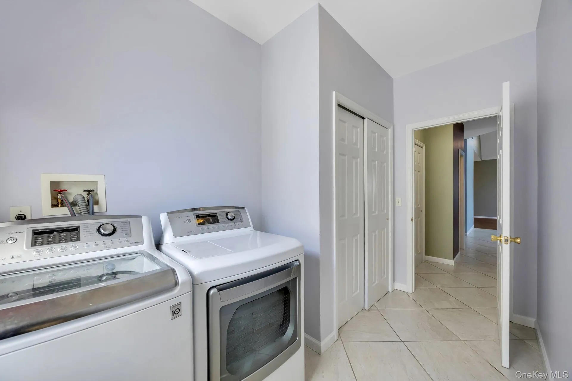 33 Peachtree Court, Brookhaven, NY, 4 Bedrooms Bedrooms, 8 Rooms Rooms,2 BathroomsBathrooms,Residential,For Rent,Peachtree,0,1008124 33 Peachtree Court, Brookhaven, NY, 4 Bedrooms Bedrooms, 8 Rooms Rooms,2 BathroomsBathrooms,Residential,For Rent,Peachtree,0,1008124