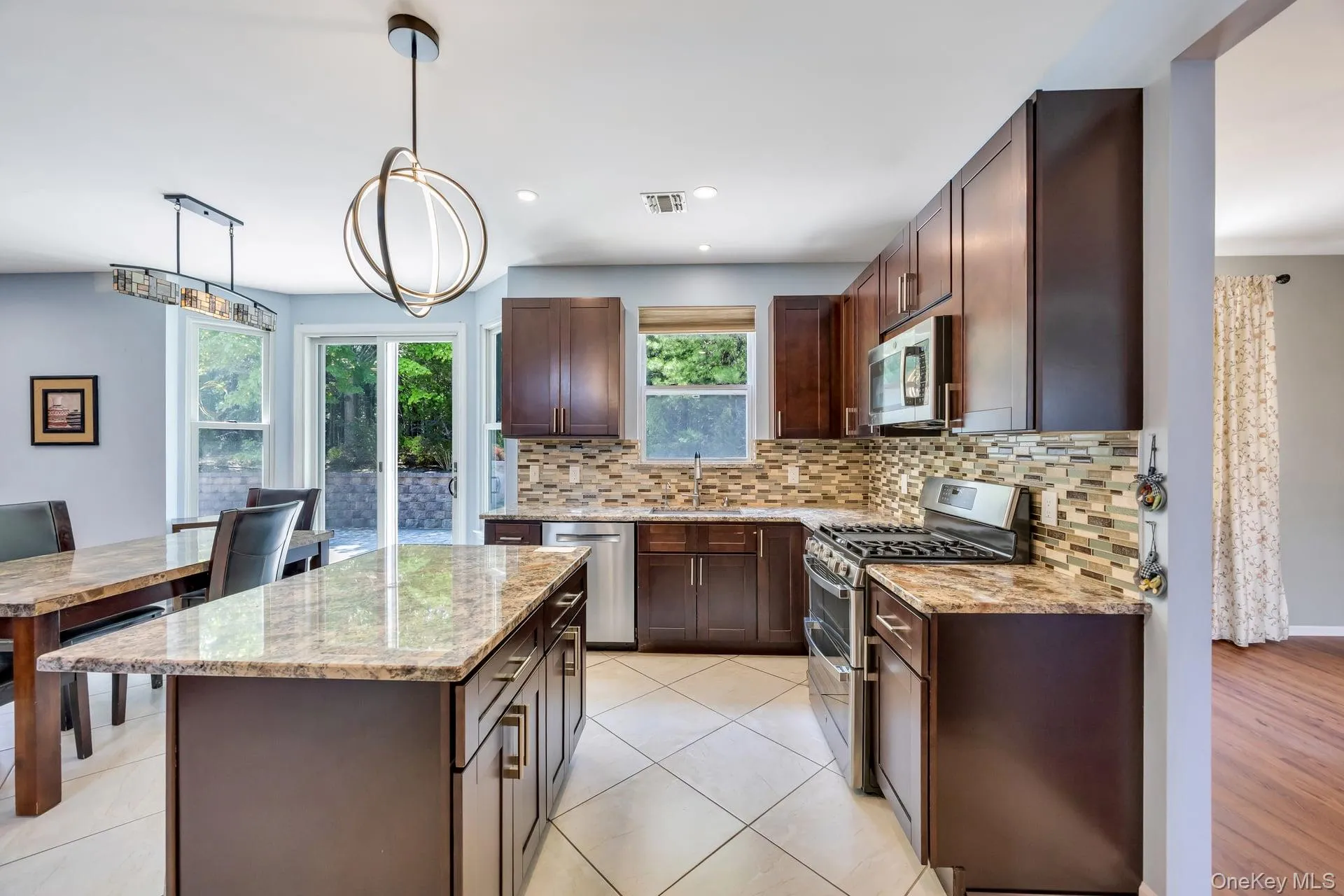 33 Peachtree Court, Brookhaven, NY, 4 Bedrooms Bedrooms, 8 Rooms Rooms,2 BathroomsBathrooms,Residential,For Rent,Peachtree,0,1008124 33 Peachtree Court, Brookhaven, NY, 4 Bedrooms Bedrooms, 8 Rooms Rooms,2 BathroomsBathrooms,Residential,For Rent,Peachtree,0,1008124