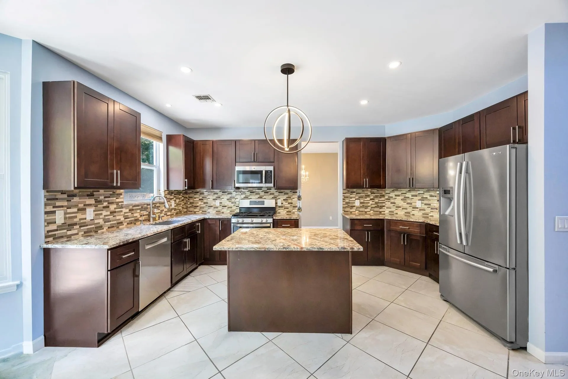 33 Peachtree Court, Brookhaven, NY, 4 Bedrooms Bedrooms, 8 Rooms Rooms,2 BathroomsBathrooms,Residential,For Rent,Peachtree,0,1008124 33 Peachtree Court, Brookhaven, NY, 4 Bedrooms Bedrooms, 8 Rooms Rooms,2 BathroomsBathrooms,Residential,For Rent,Peachtree,0,1008124