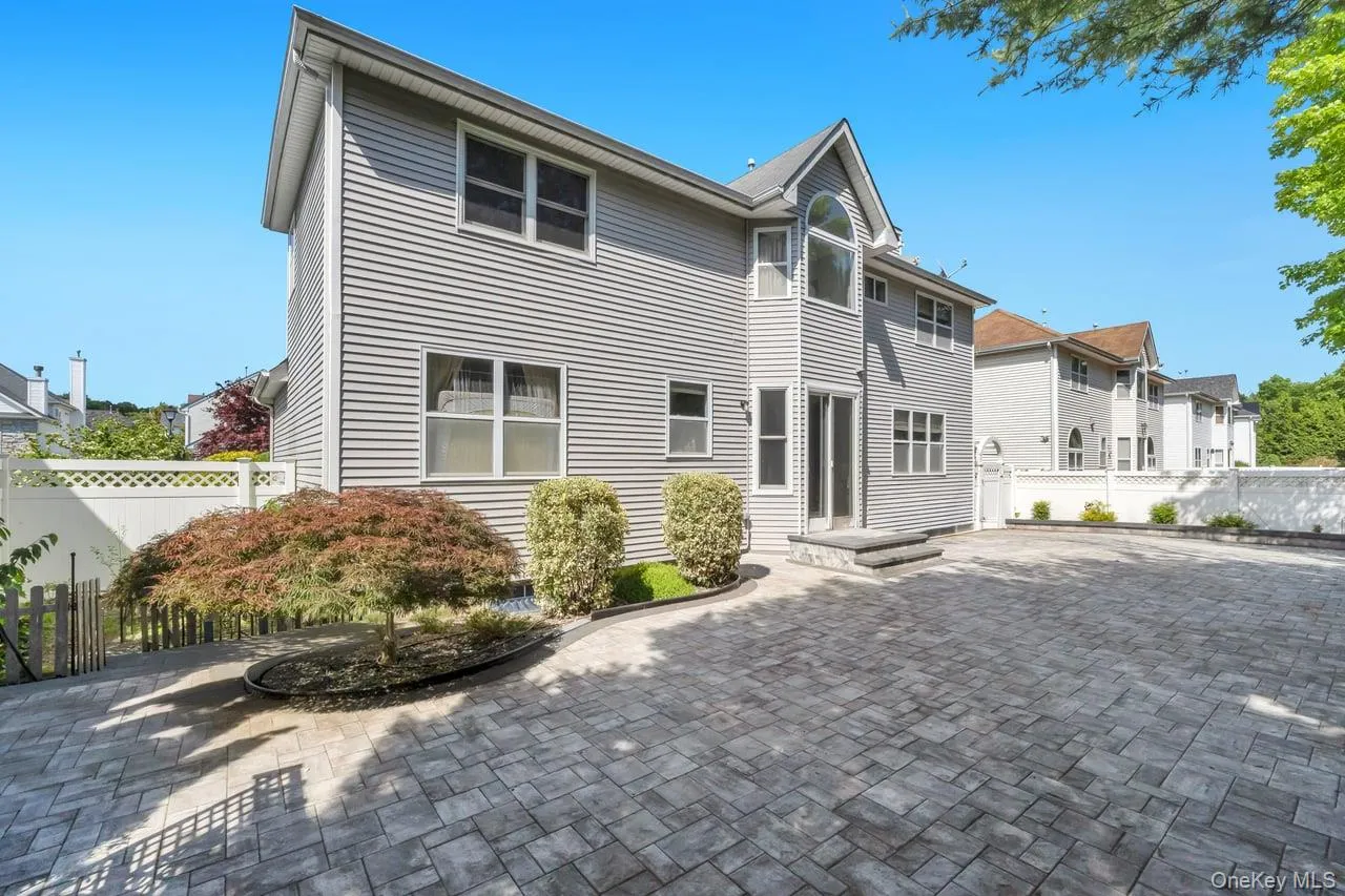 33 Peachtree Court, Brookhaven, NY, 4 Bedrooms Bedrooms, 8 Rooms Rooms,2 BathroomsBathrooms,Residential,For Rent,Peachtree,0,1008124 33 Peachtree Court, Brookhaven, NY, 4 Bedrooms Bedrooms, 8 Rooms Rooms,2 BathroomsBathrooms,Residential,For Rent,Peachtree,0,1008124