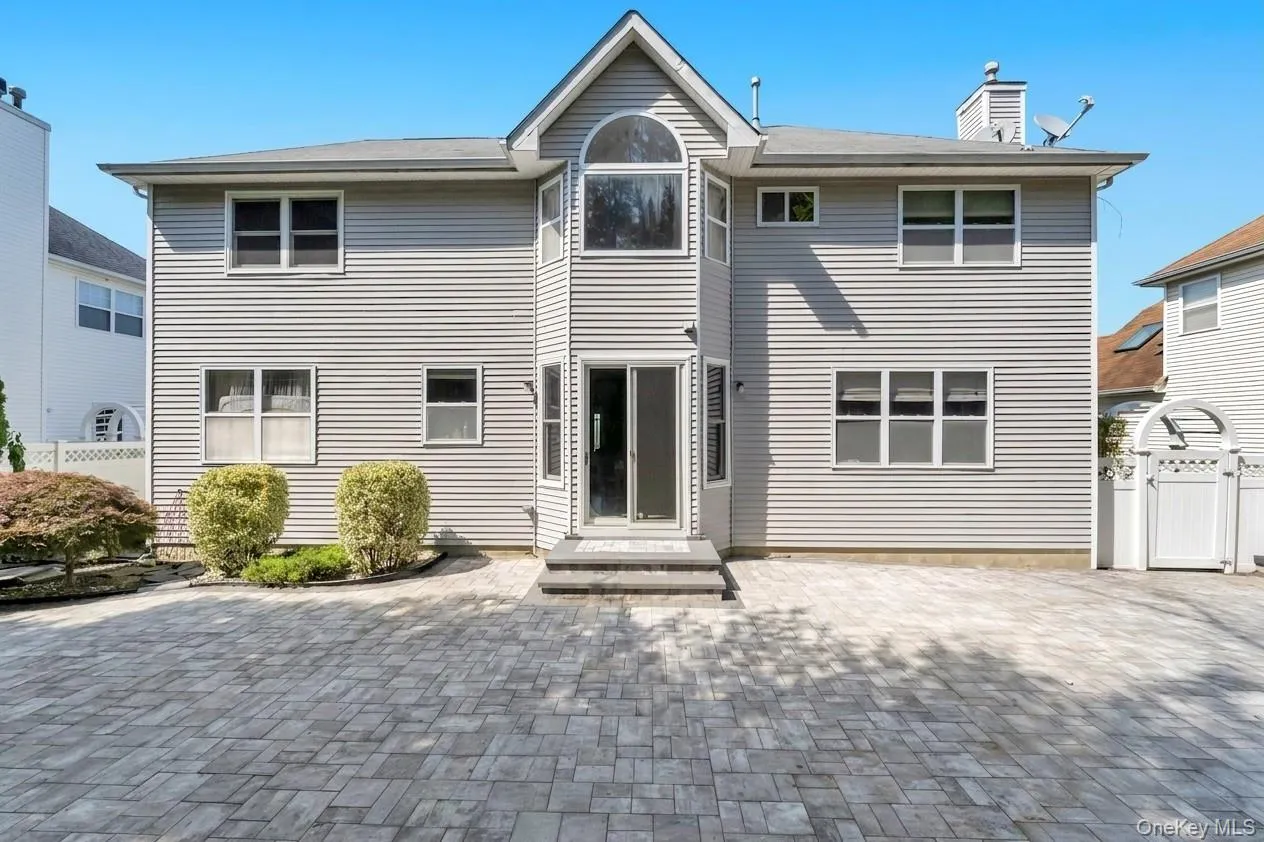 33 Peachtree Court, Brookhaven, NY, 4 Bedrooms Bedrooms, 8 Rooms Rooms,2 BathroomsBathrooms,Residential,For Rent,Peachtree,0,1008124 33 Peachtree Court, Brookhaven, NY, 4 Bedrooms Bedrooms, 8 Rooms Rooms,2 BathroomsBathrooms,Residential,For Rent,Peachtree,0,1008124