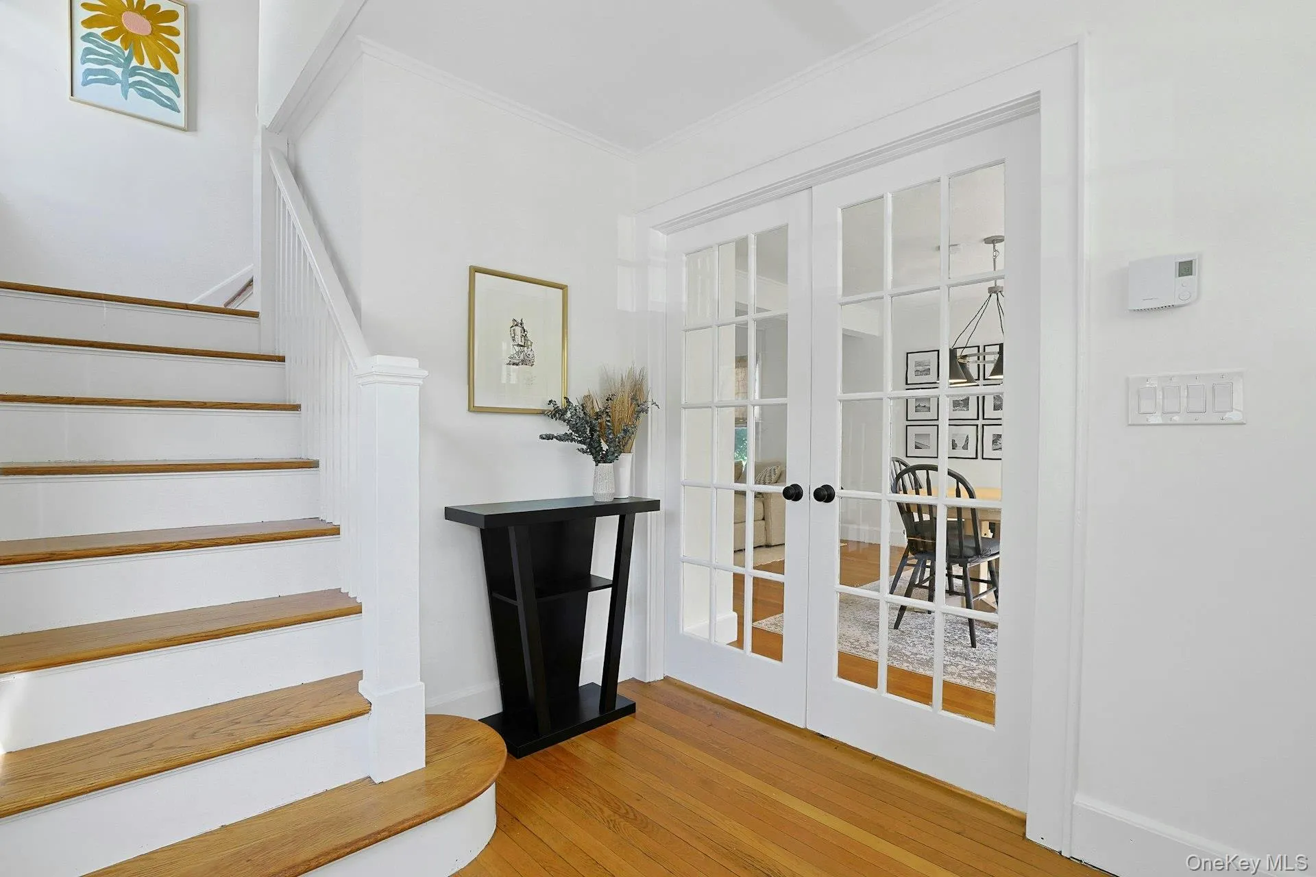 French doors allowing for privacy. French doors allowing for privacy.