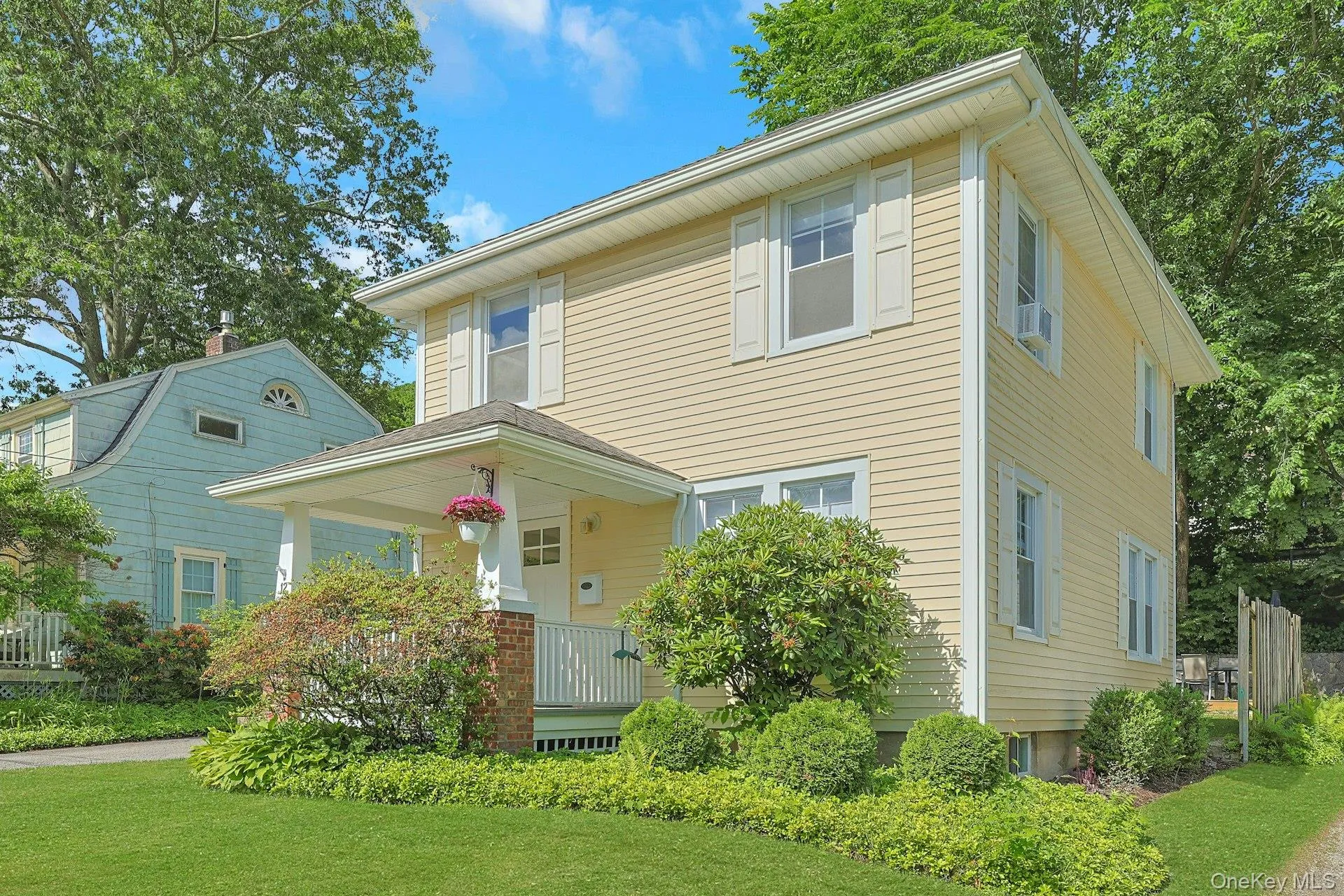 Charming 1929 side hall Colonial home in desirable Katonah. Steps away from the Katonah Metro North train station. Charming 1929 side hall Colonial home in desirable Katonah. Steps away from the Katonah Metro North train station.