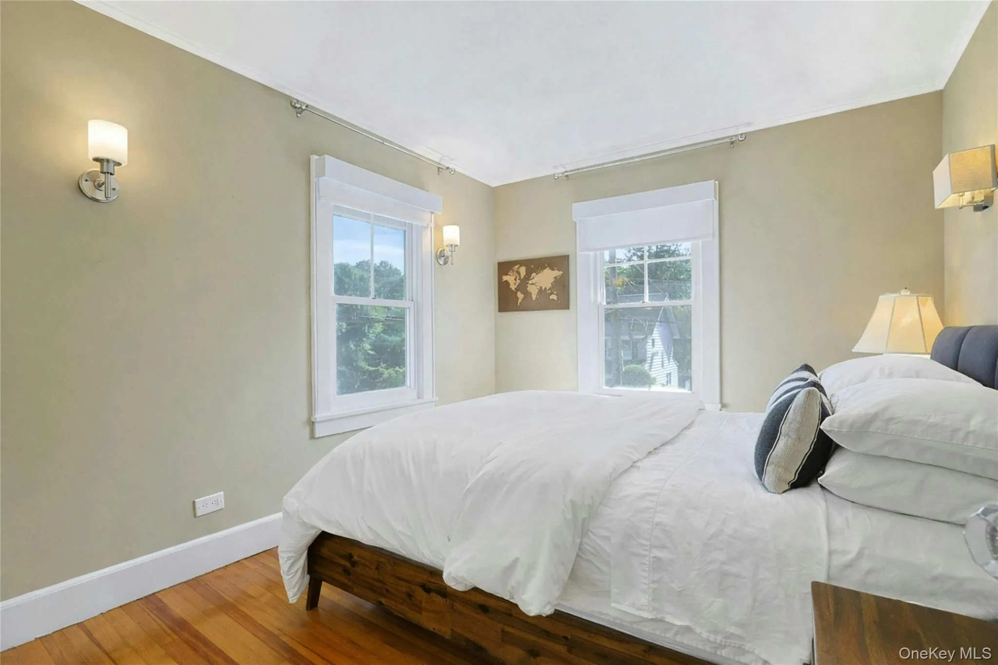 Bedroom with double window exposure. Bedroom with double window exposure.