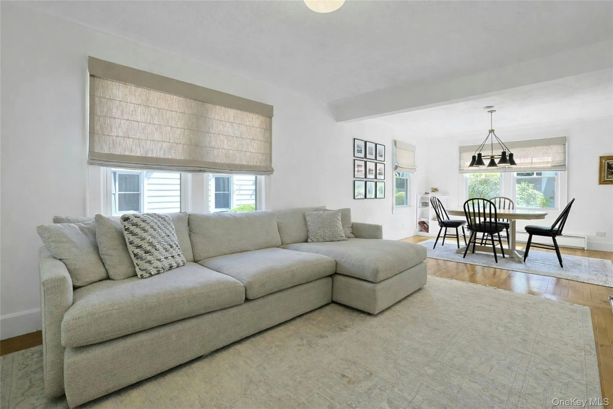 Spacious living room Spacious living room
