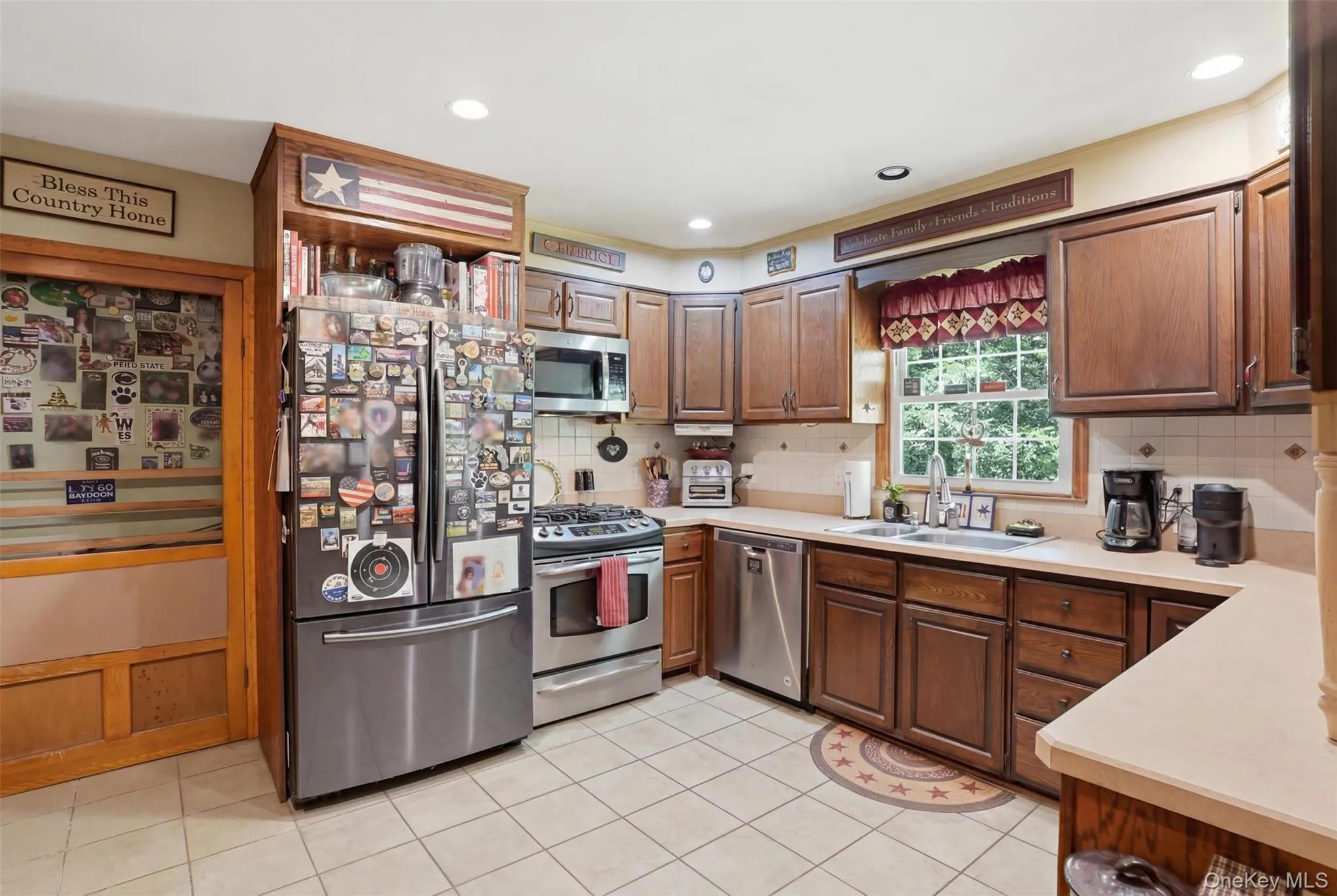9 Rocky Road, Red Hook, NY, 2 Bedrooms Bedrooms, 6 Rooms Rooms,1 BathroomBathrooms,Residential,For Rent,Rocky,0,1008127 9 Rocky Road, Red Hook, NY, 2 Bedrooms Bedrooms, 6 Rooms Rooms,1 BathroomBathrooms,Residential,For Rent,Rocky,0,1008127