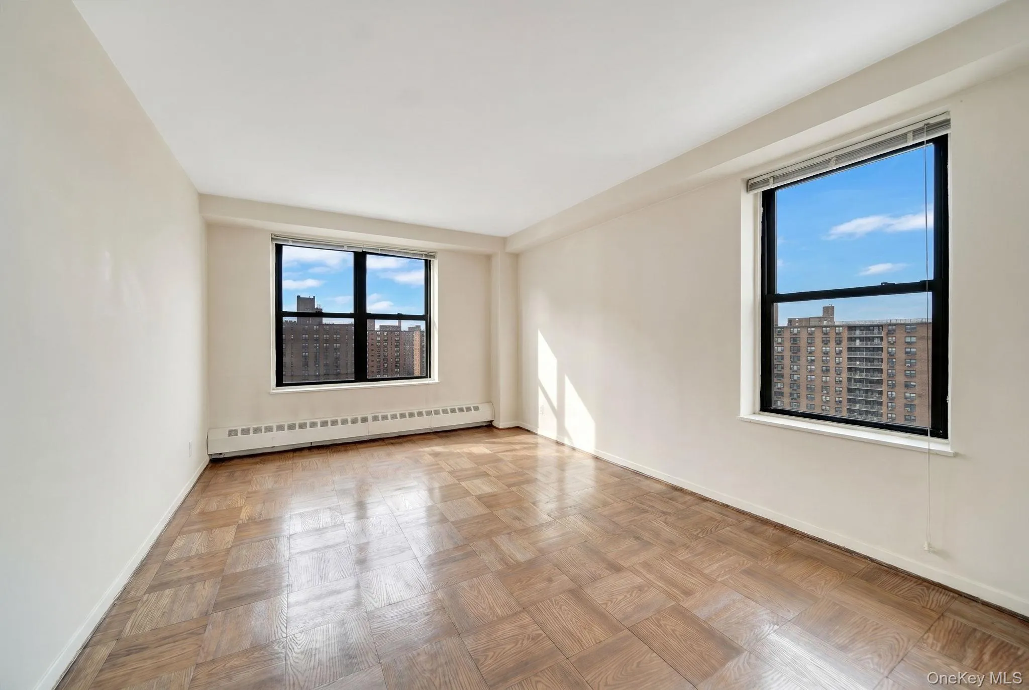 1st Bedroom - Empty 1st Bedroom - Empty